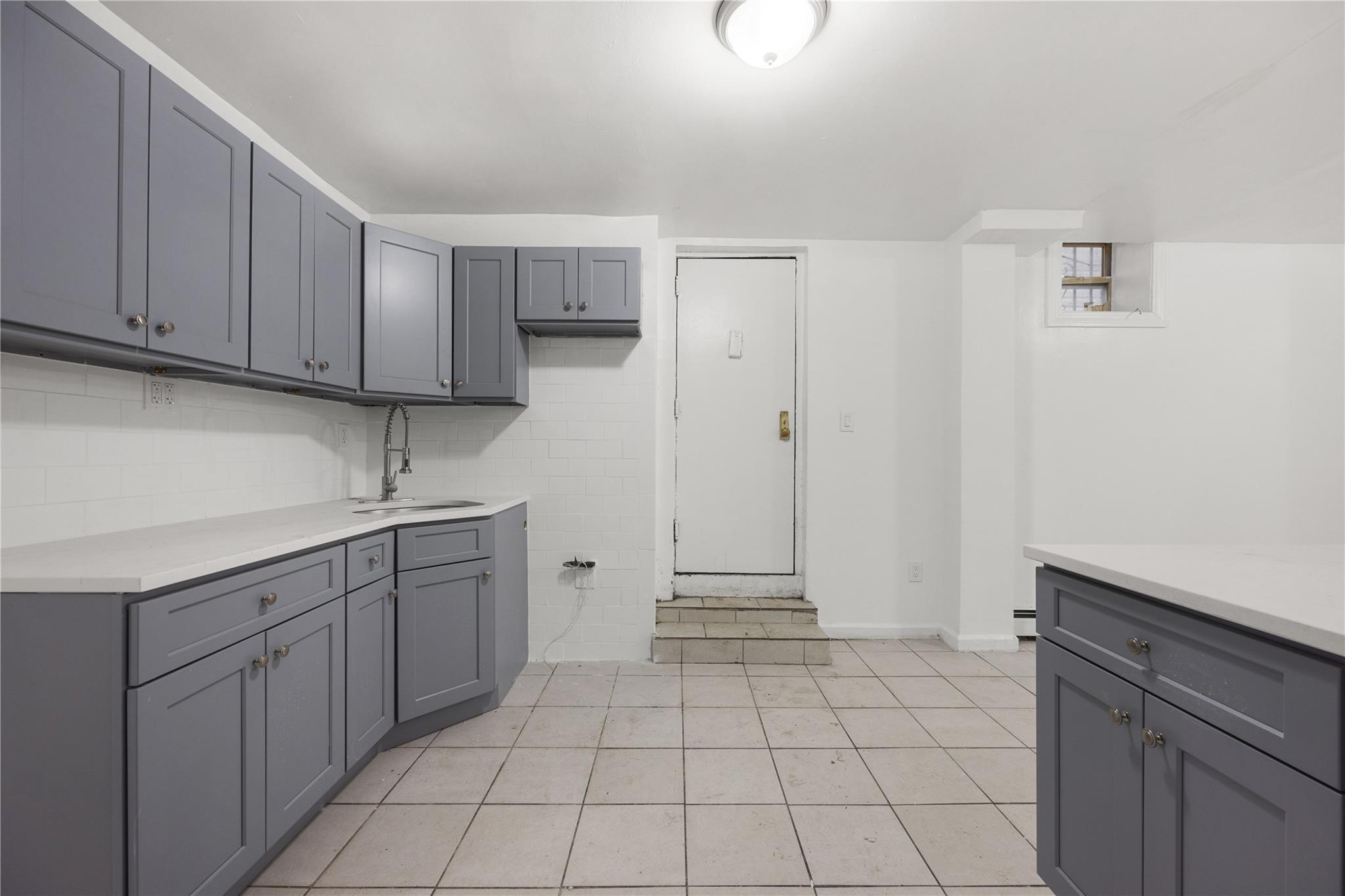 Single Family Ave  Bronx, NY 10457, MLS-817114-3