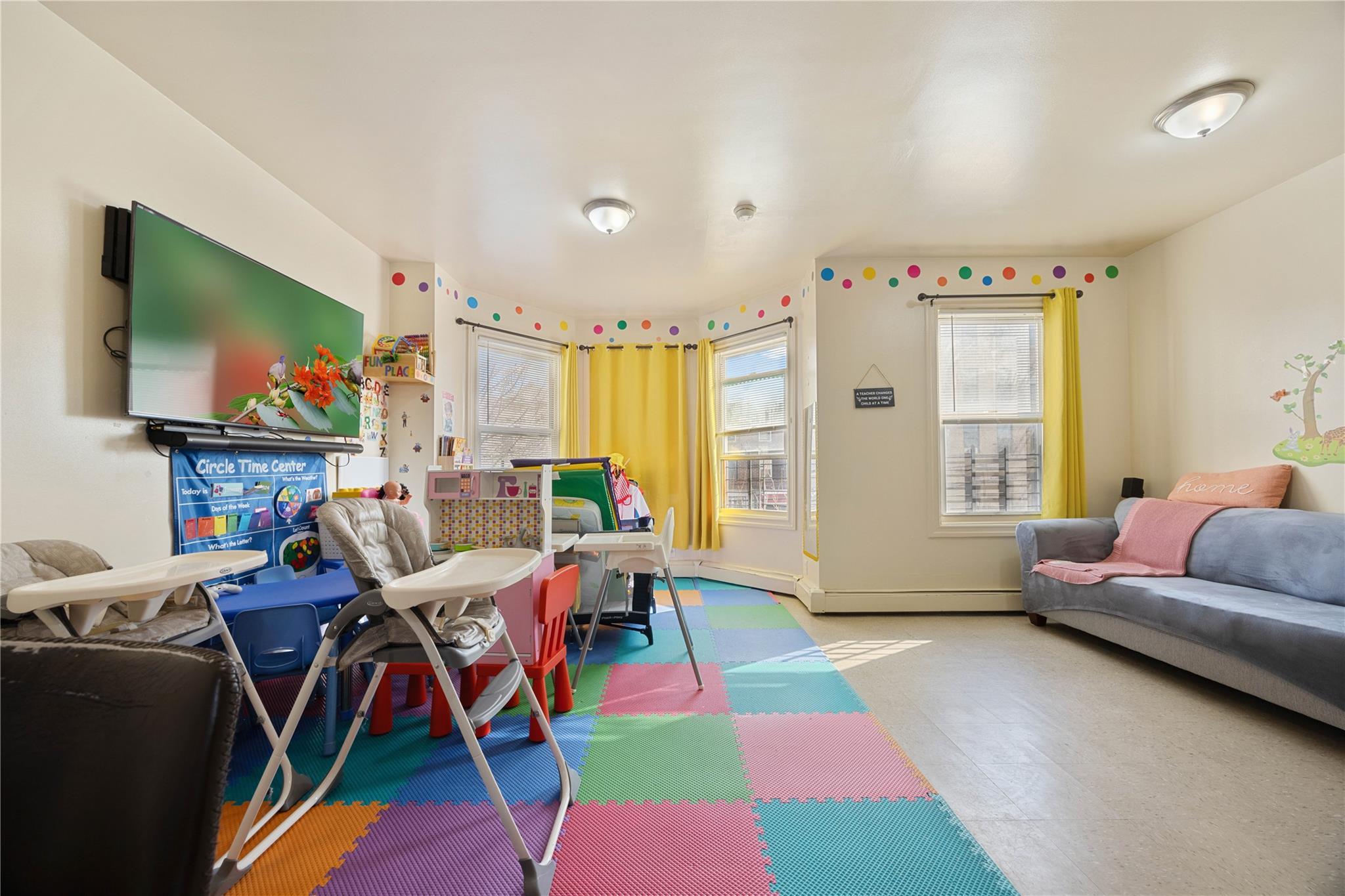 Single Family Ave  Bronx, NY 10457, MLS-817114-35