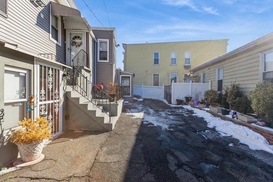 Single Family 45th Street  Queens, NY 11103, MLS-817159-27
