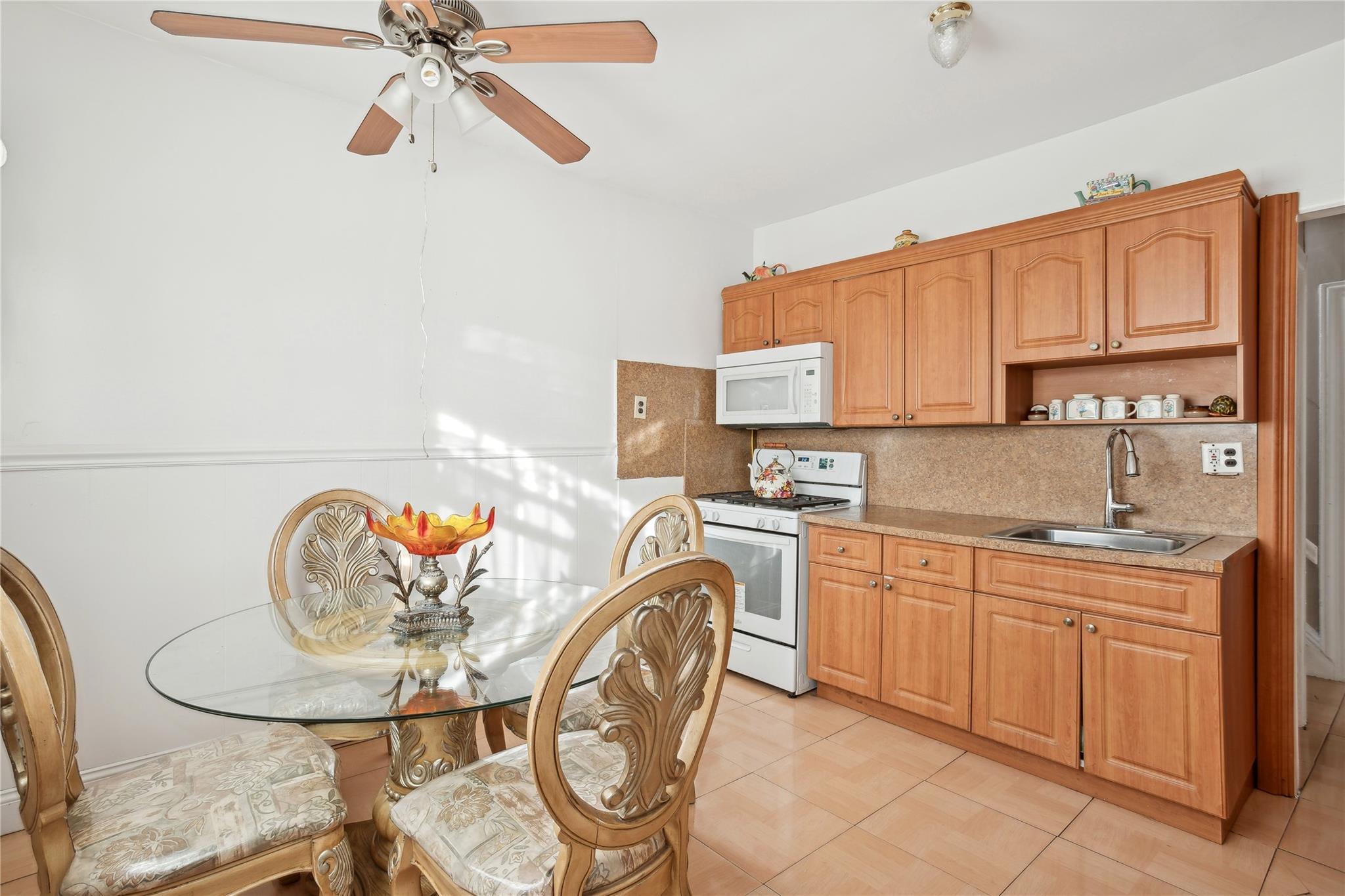 Single Family 52nd  Brooklyn, NY 11203, MLS-817173-6
