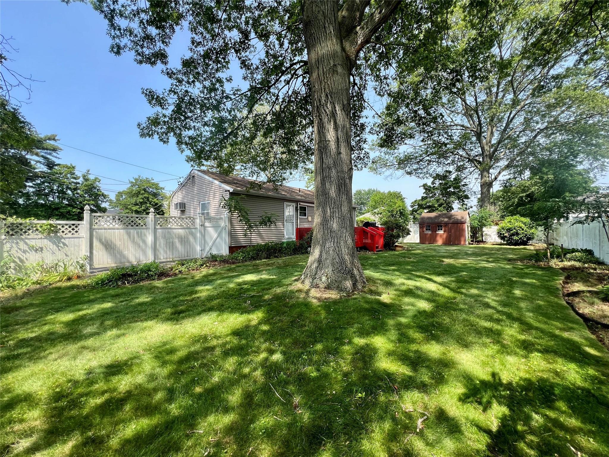Single Family Fulton  Suffolk County, NY 11704, MLS-817312-3