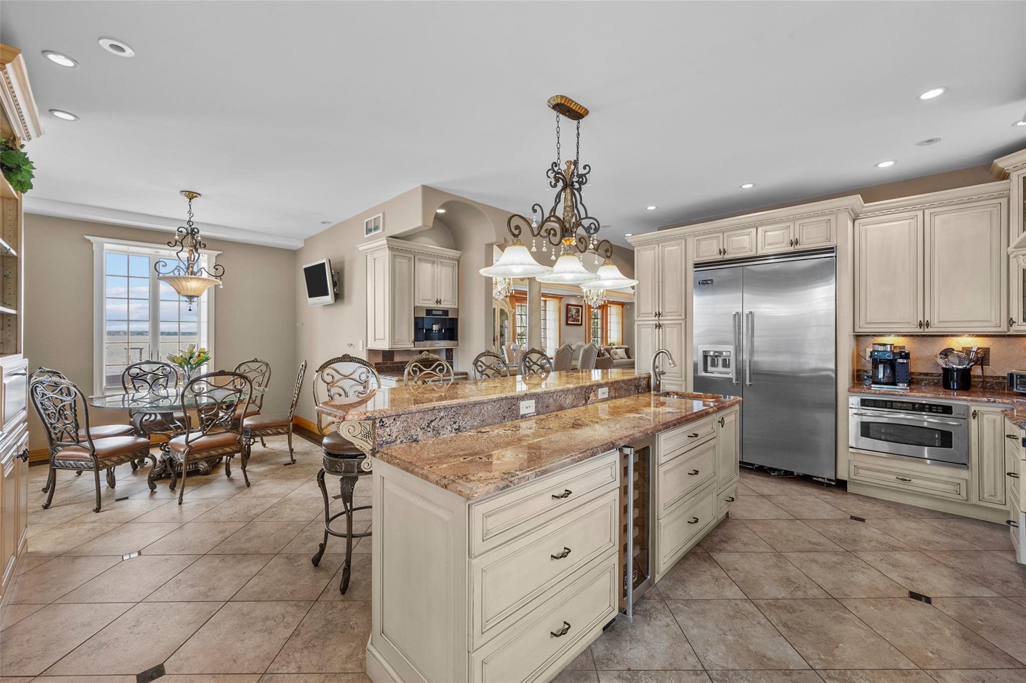 Single Family Country Club  Bronx, NY 10465, MLS-817334-17