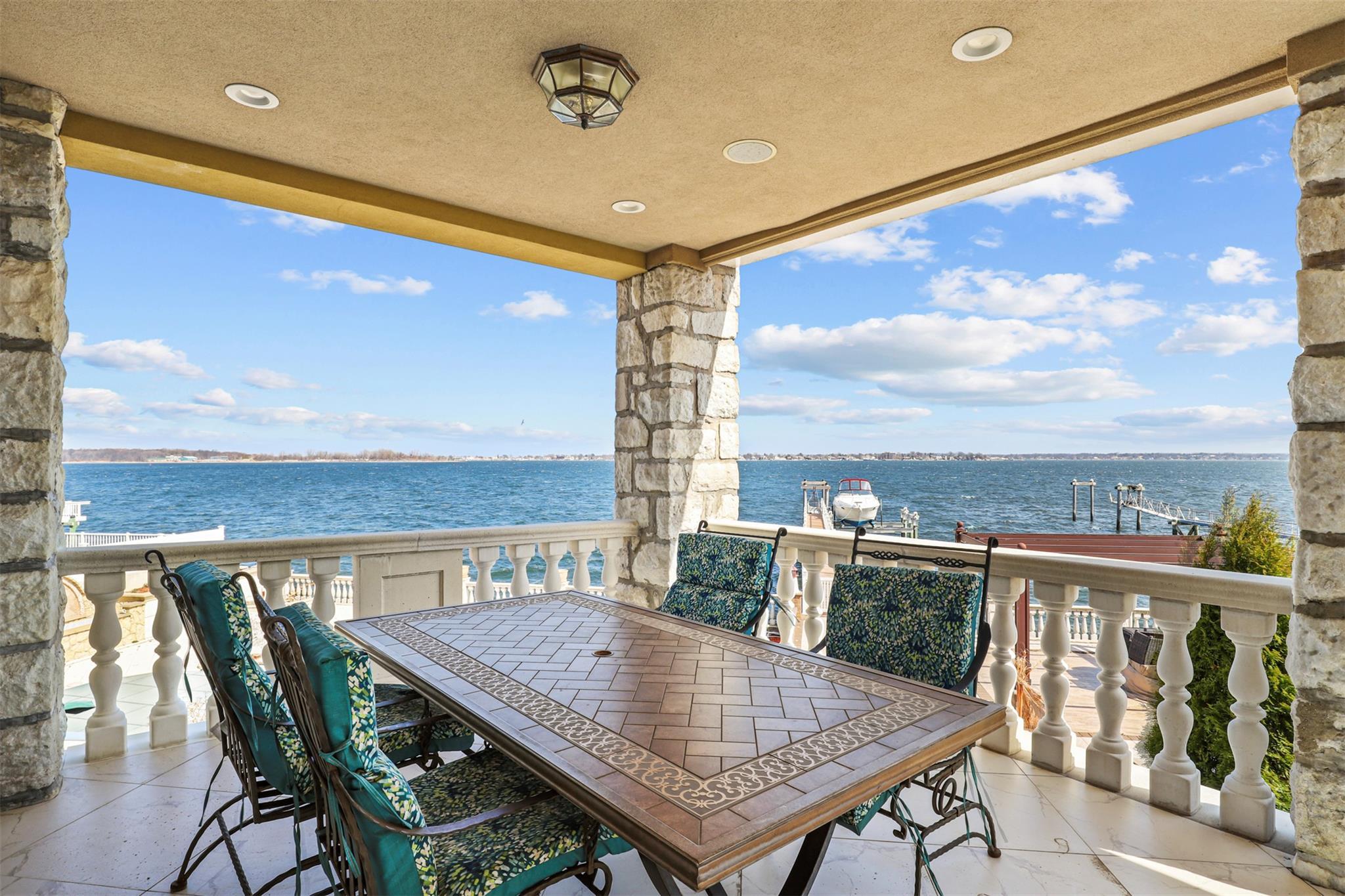 Single Family Country Club  Bronx, NY 10465, MLS-817334-20