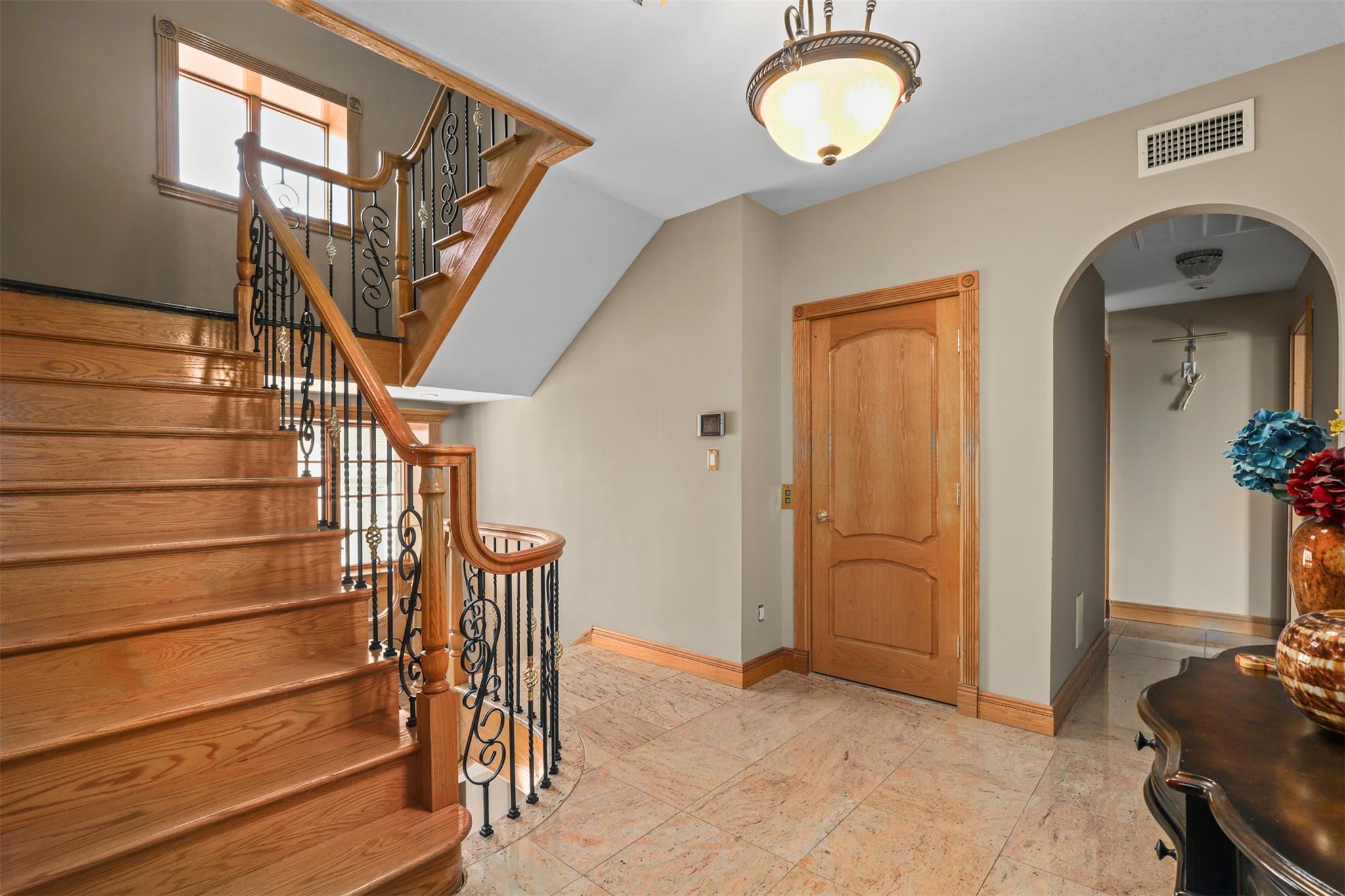 Single Family Country Club  Bronx, NY 10465, MLS-817334-21