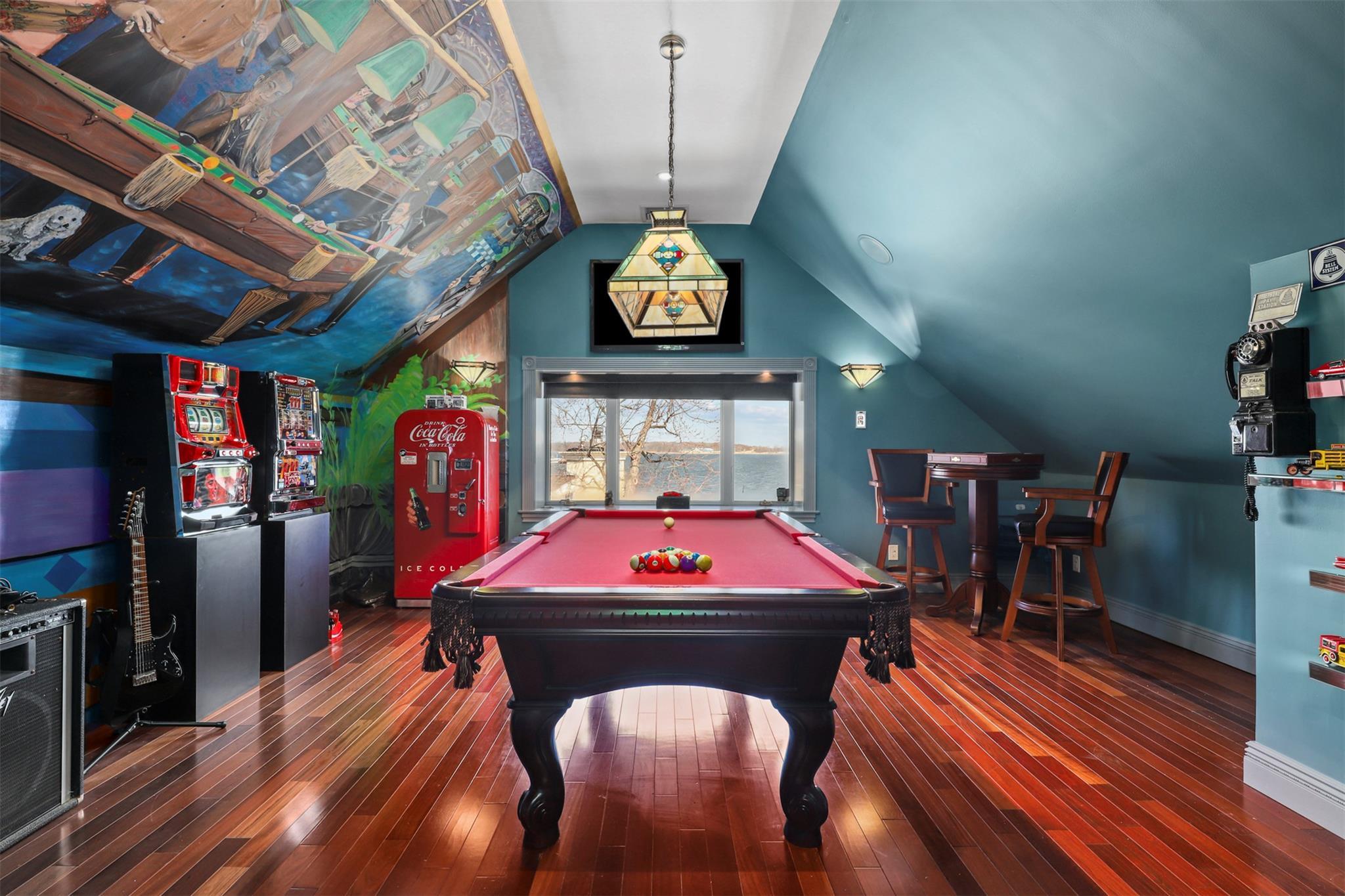 Single Family Country Club  Bronx, NY 10465, MLS-817334-32