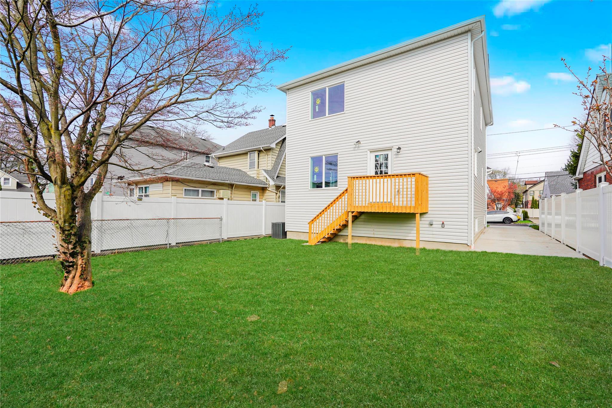 Single Family Dudley  Staten Island, NY 10301, MLS-817395-36