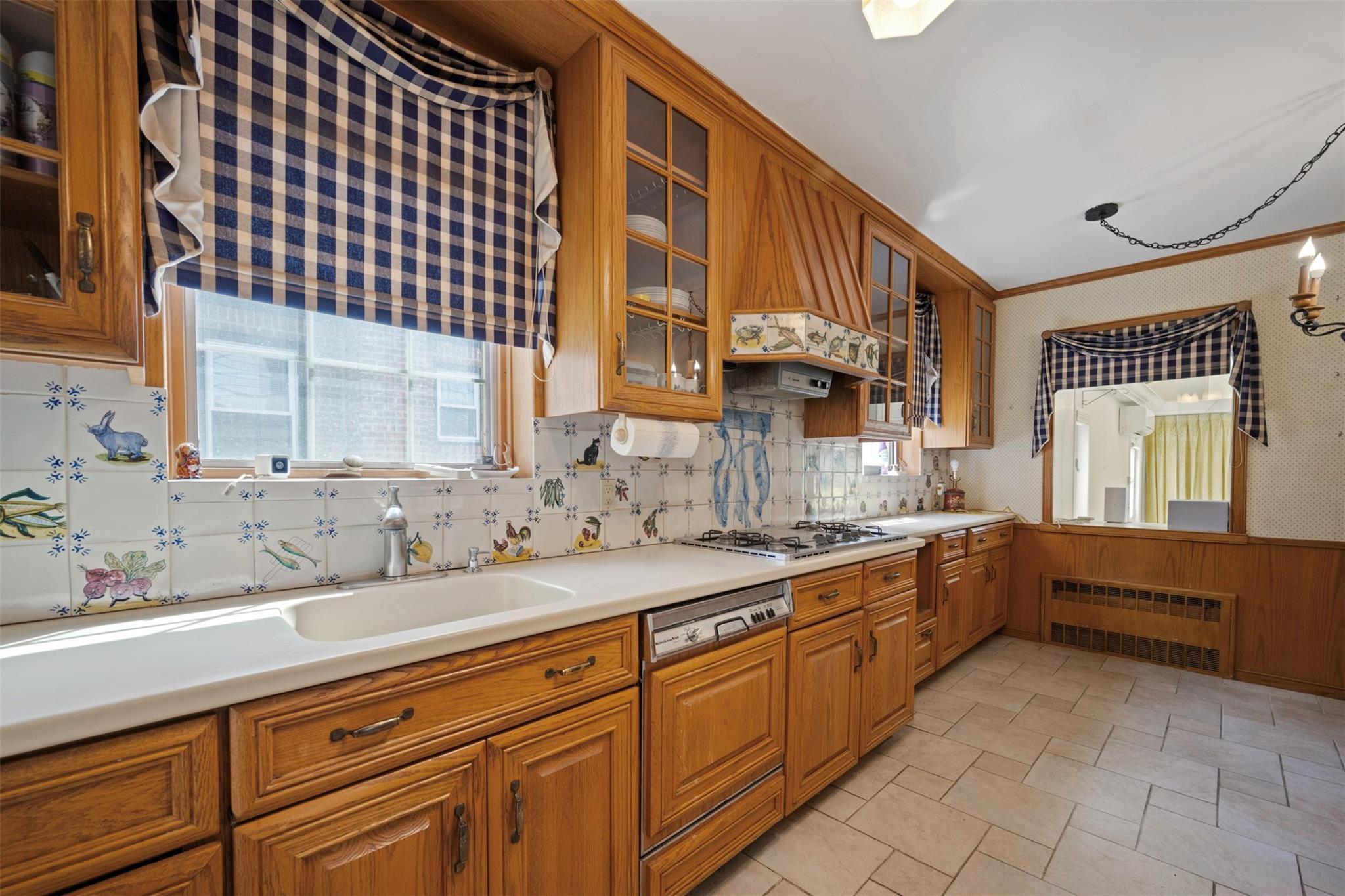 Single Family Glenwood  Queens, NY 11362, MLS-817482-17