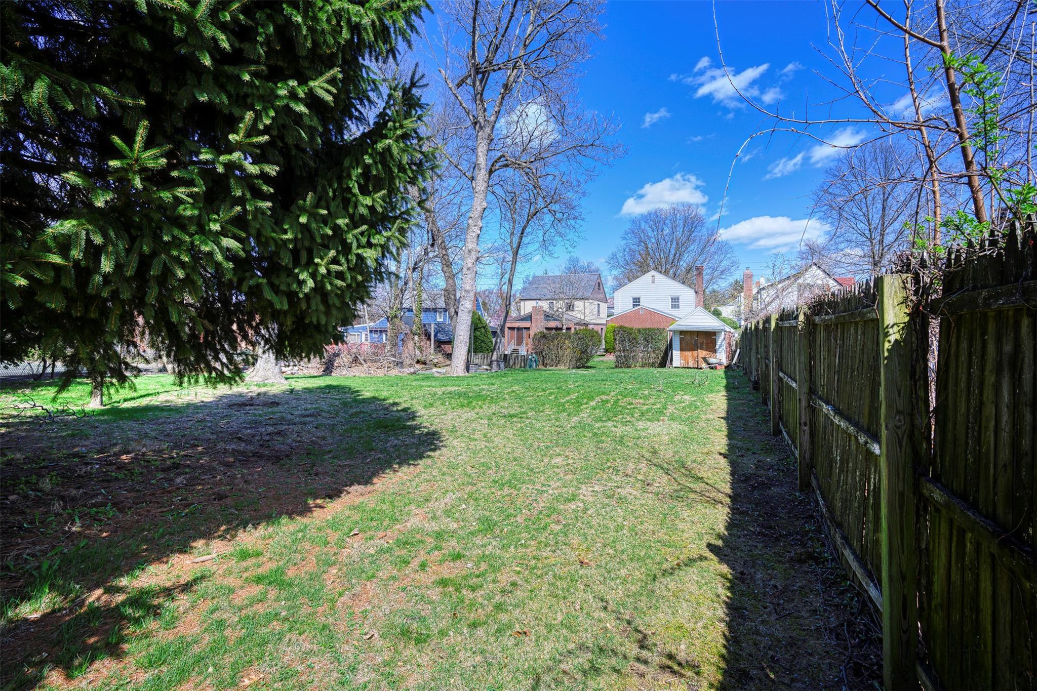 Single Family Glenwood  Queens, NY 11362, MLS-817482-38