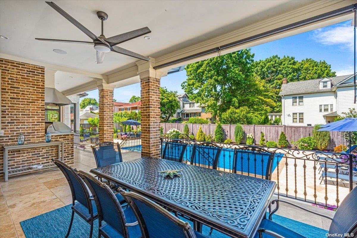 Single Family 215th  Queens, NY 11360, MLS-817540-8