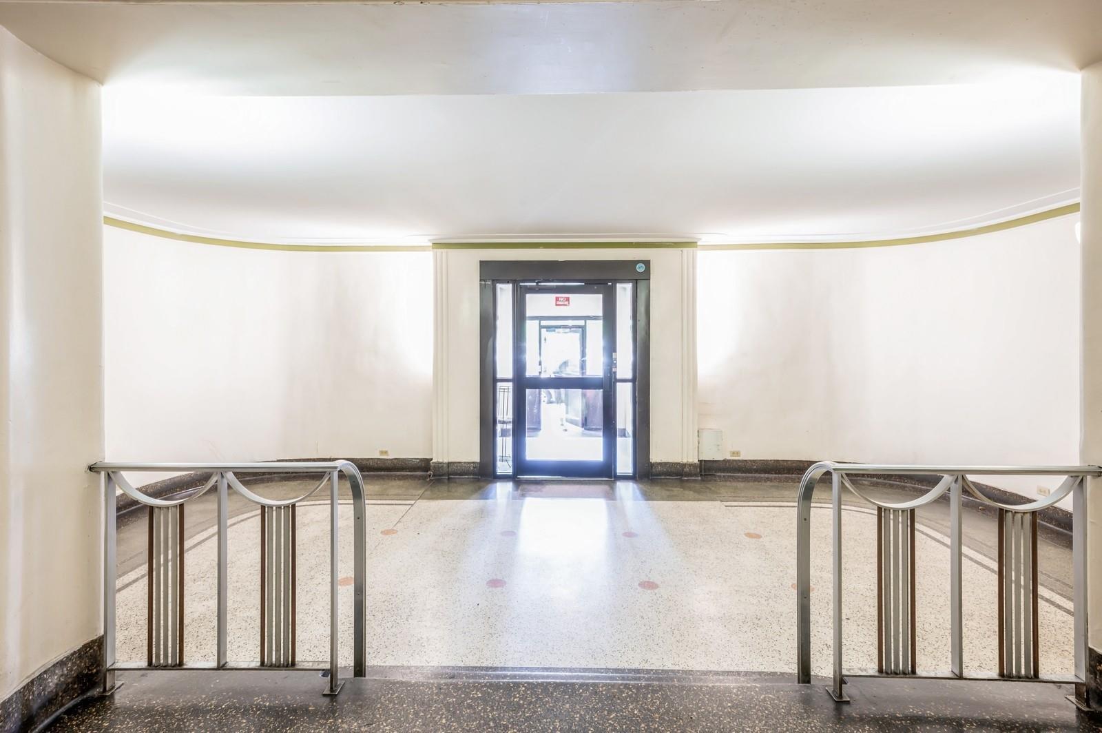 Coop Boston  Bronx, NY 10462, MLS-817570-5