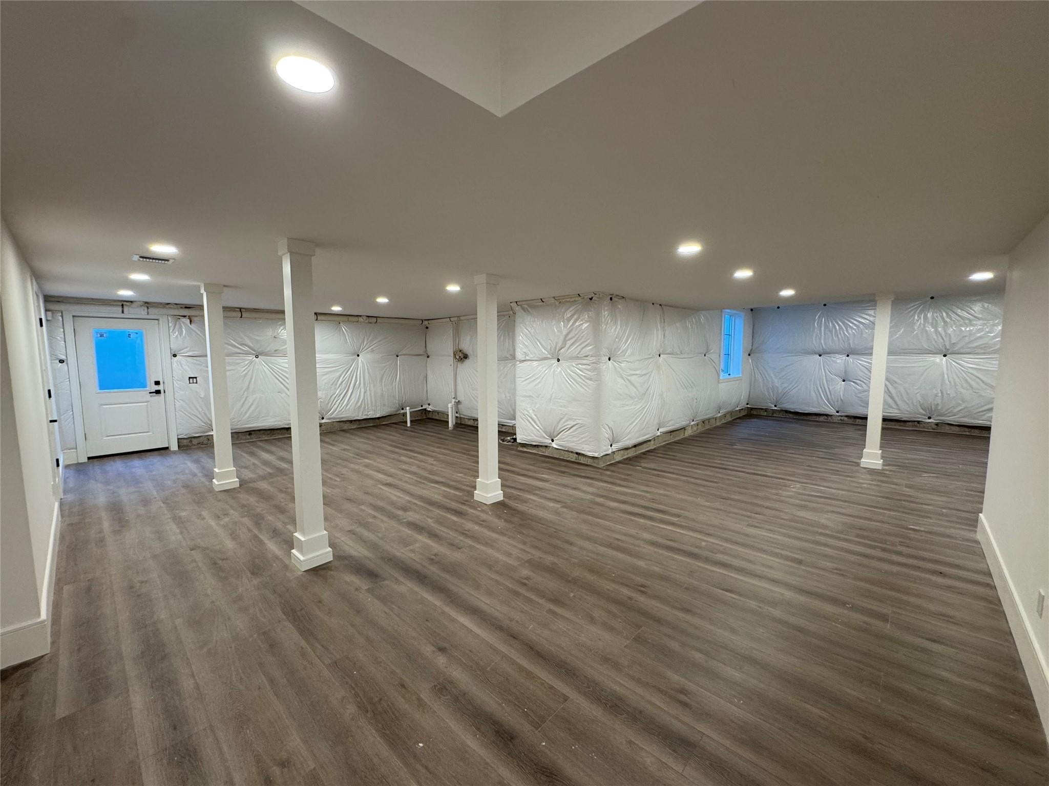 Single Family Willow  Suffolk County, NY 11939, MLS-817670-28
