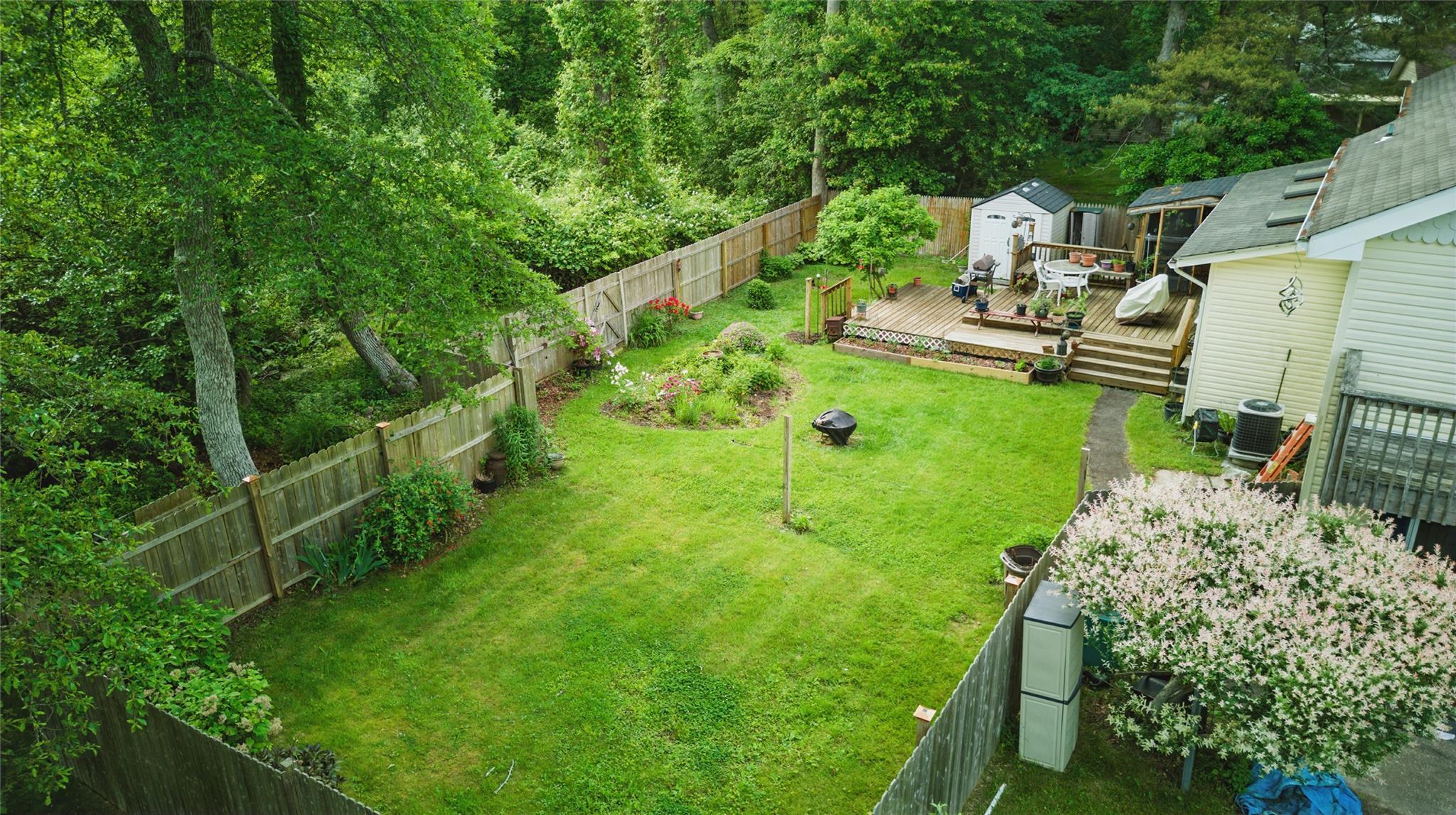 Single Family Whitter  Suffolk County, NY 11951, MLS-817746-23