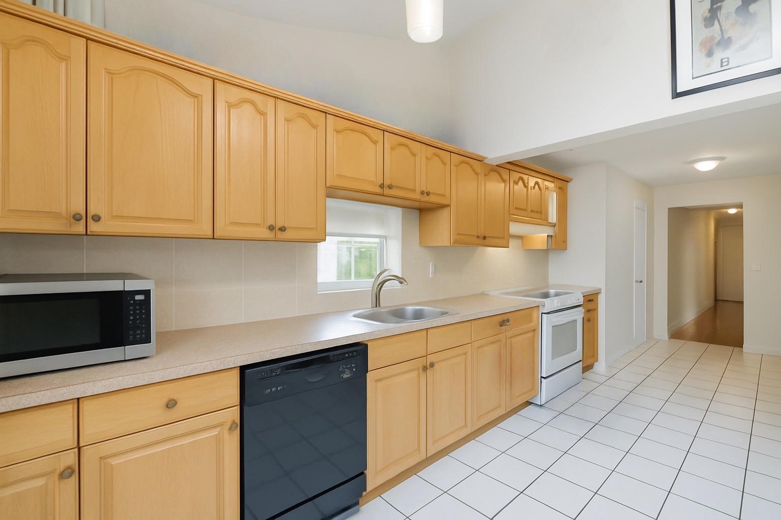 Single Family Whitter  Suffolk County, NY 11951, MLS-817746-8