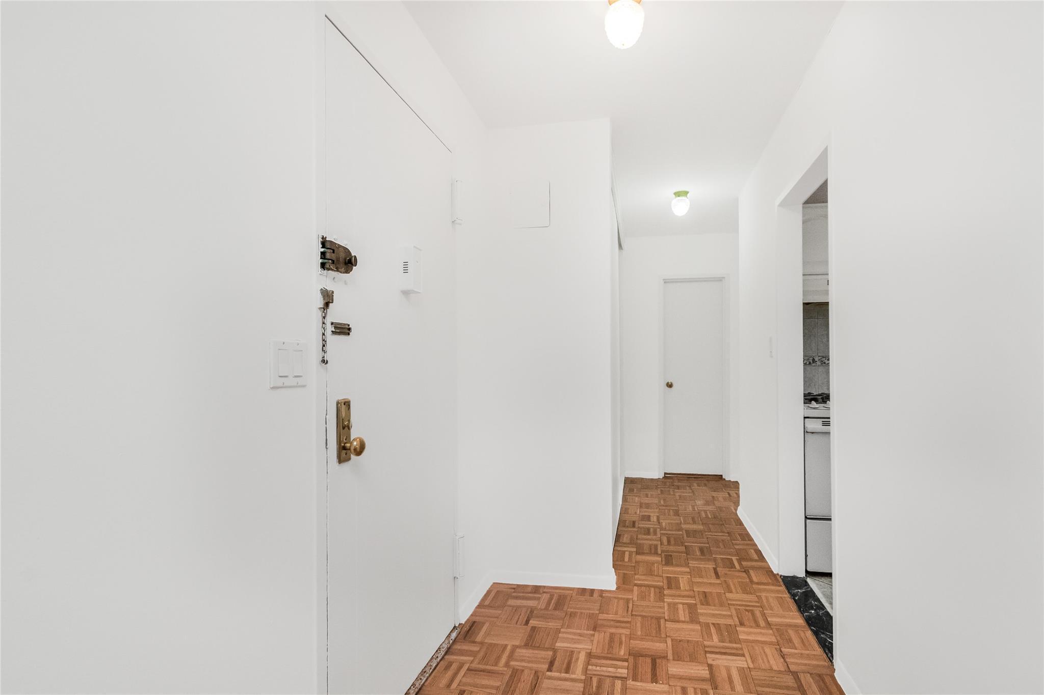 Coop Irwin  Bronx, NY 10463, MLS-817948-12