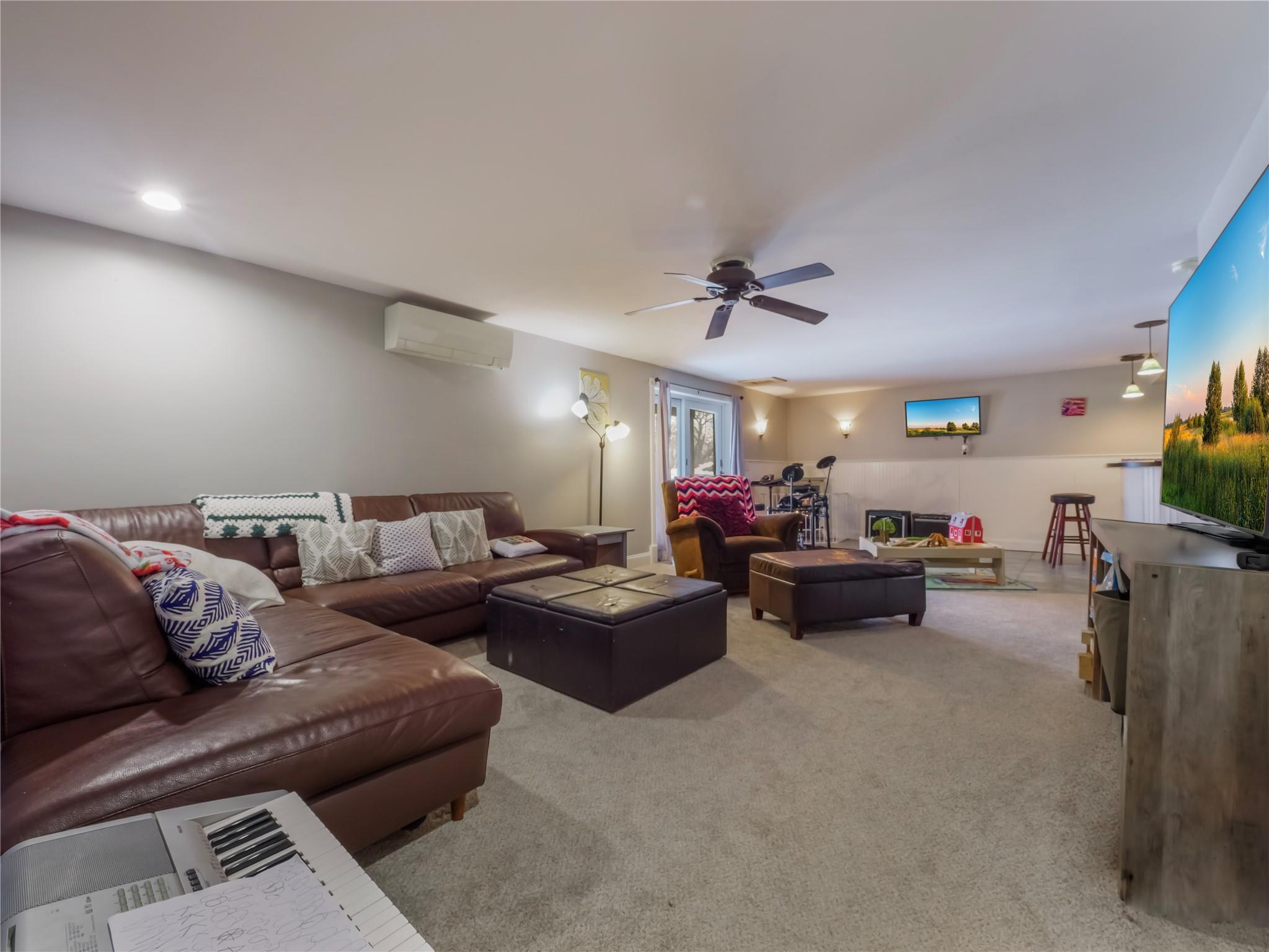 Single Family Hilltop  Orange County, NY 12550, MLS-817954-25