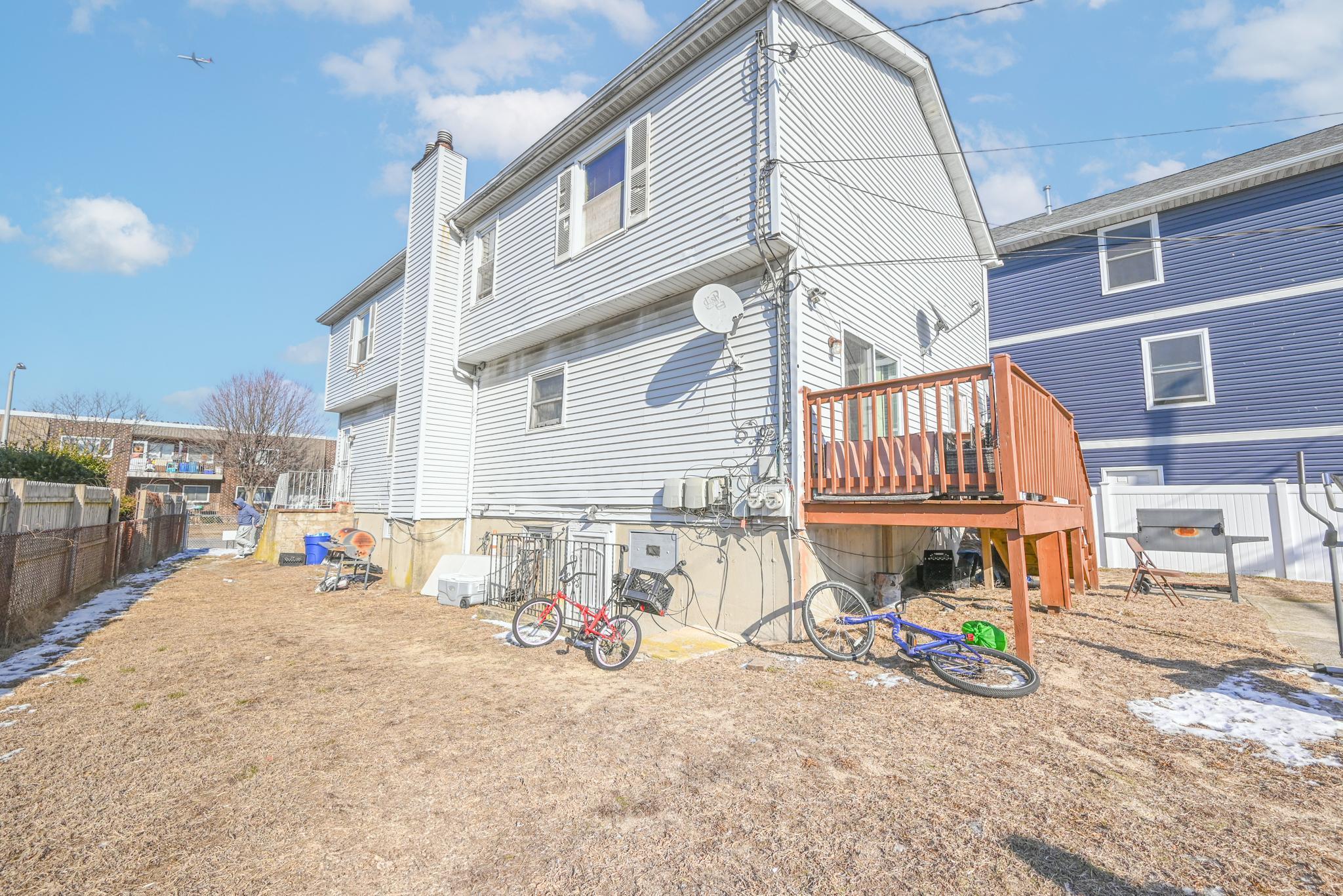 Single Family Pine  Nassau County, NY 11561, MLS-817997-28