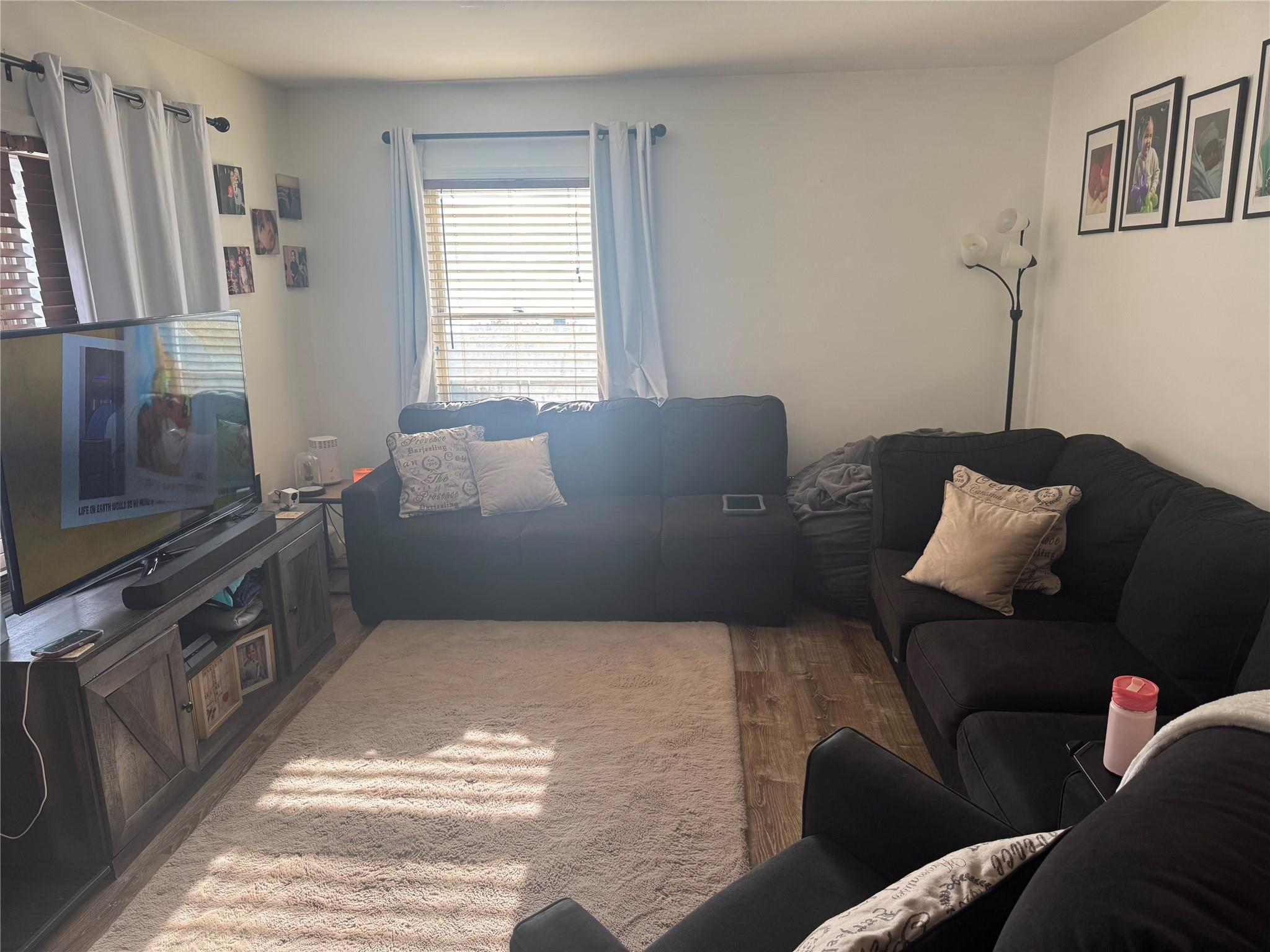 Single Family Walnut  Westchester County, NY 10701, MLS-818020-2