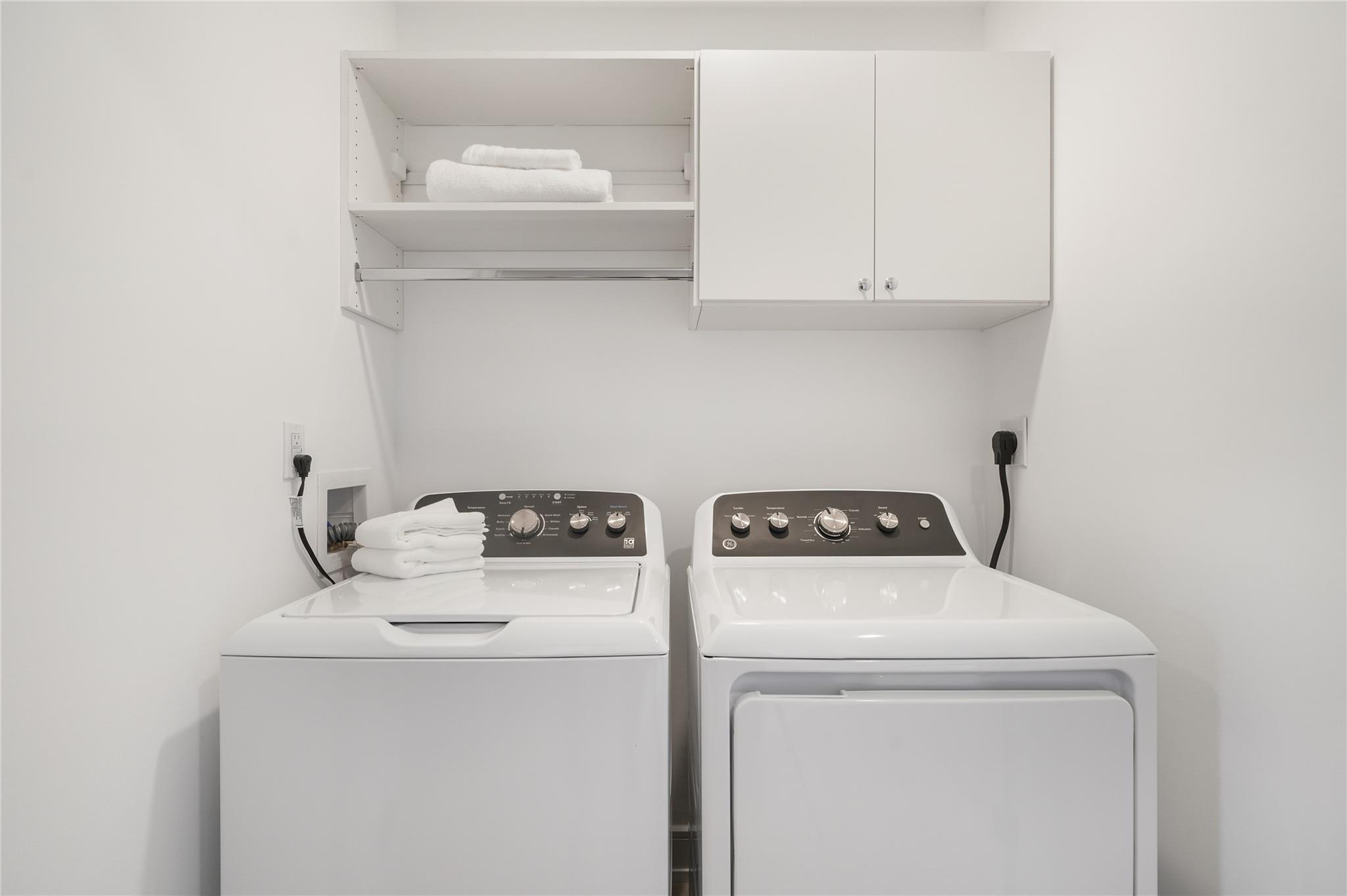 Condo Crompond  Westchester County, NY 10598, MLS-818096-17
