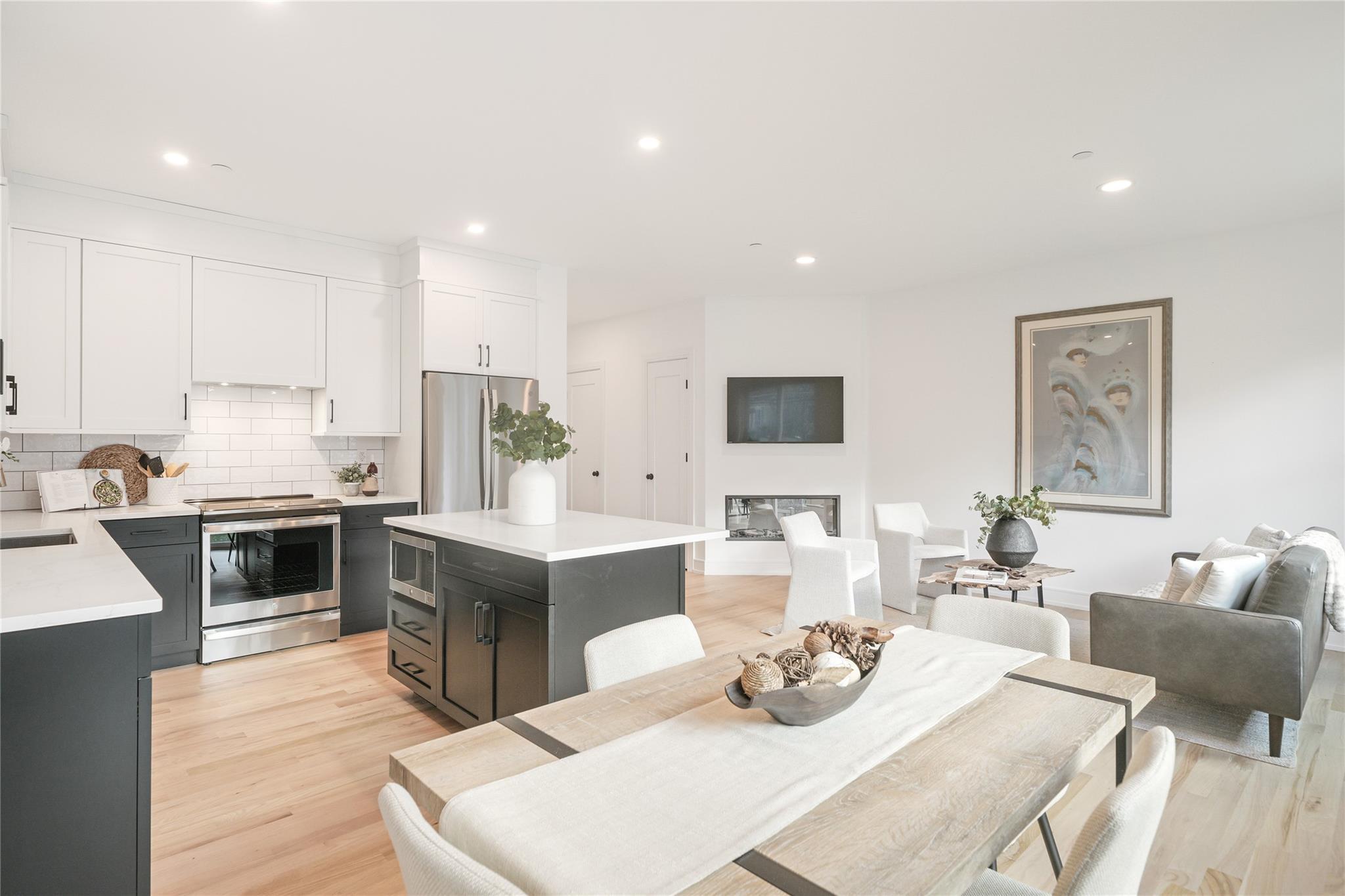 Condo Crompond  Westchester County, NY 10598, MLS-818096-5