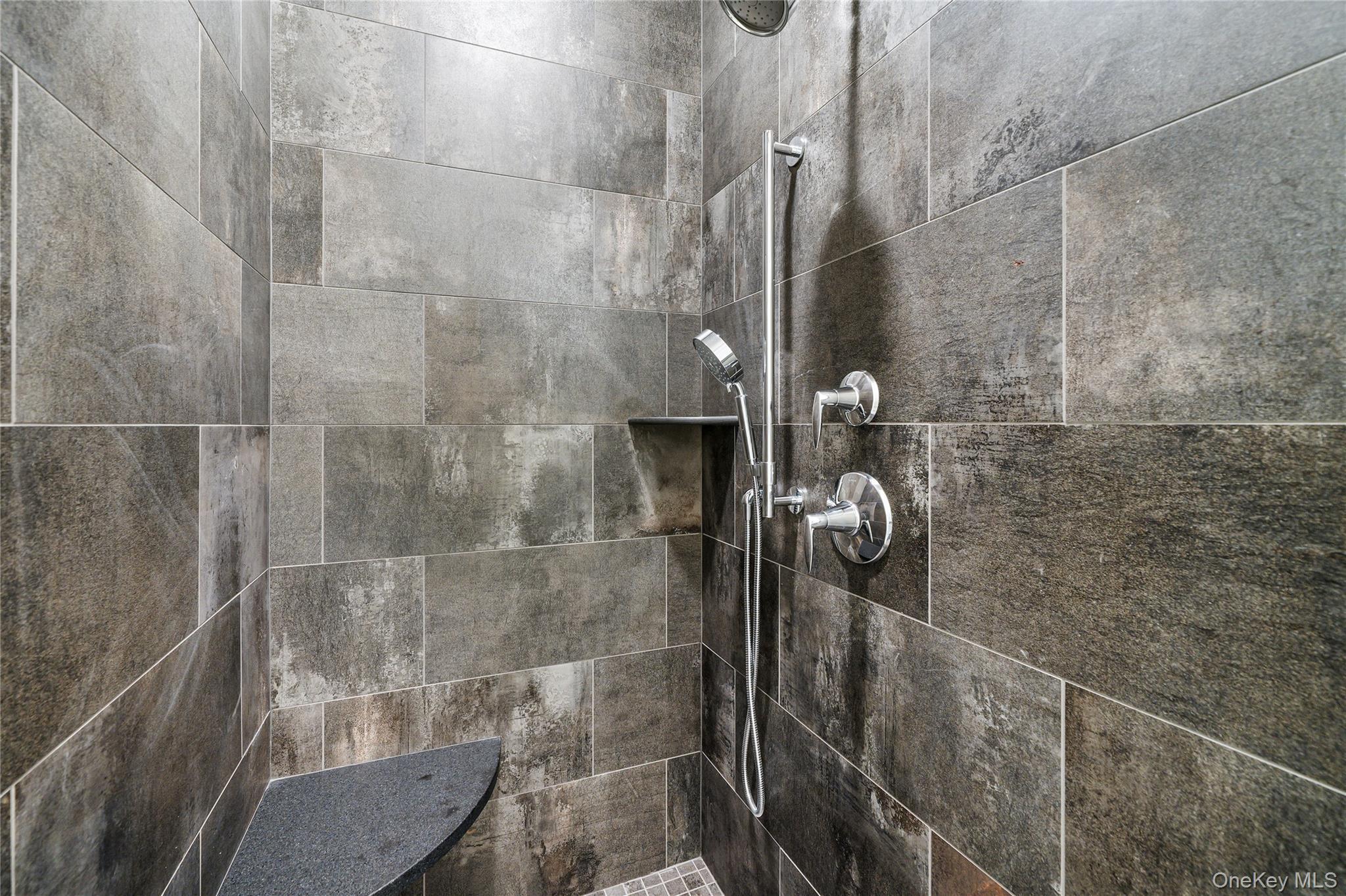 Condo Crompond  Westchester County, NY 10598, MLS-818104-15