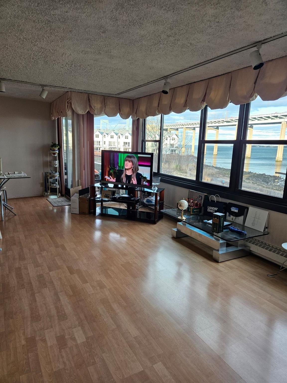 Coop 12  Queens, NY 11357, MLS-818123-3