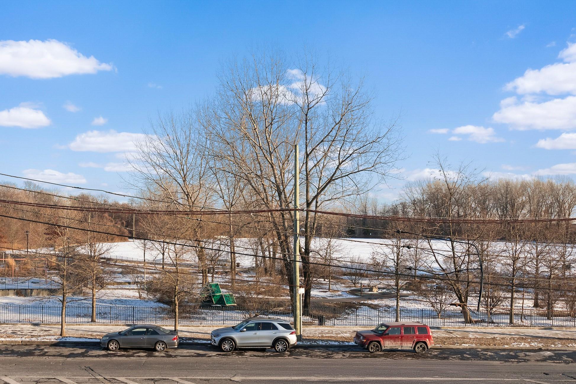 Condo Seaview  Brooklyn, NY 11236, MLS-818134-10