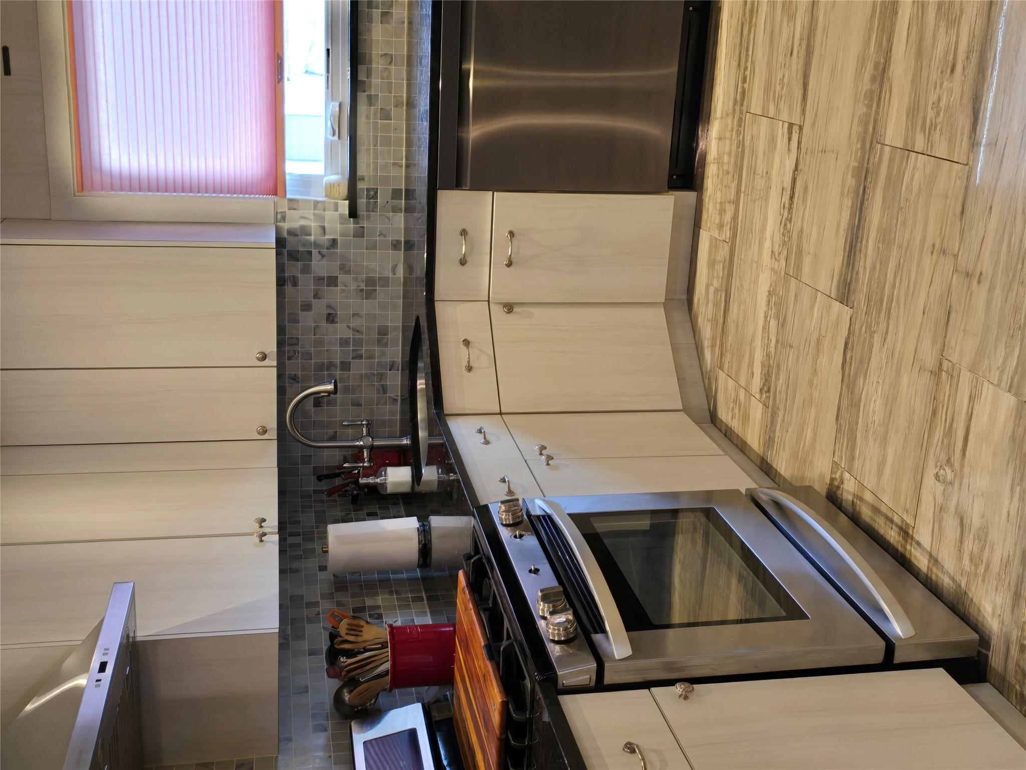 Single Family 80th  Queens, NY 11414, MLS-818135-24