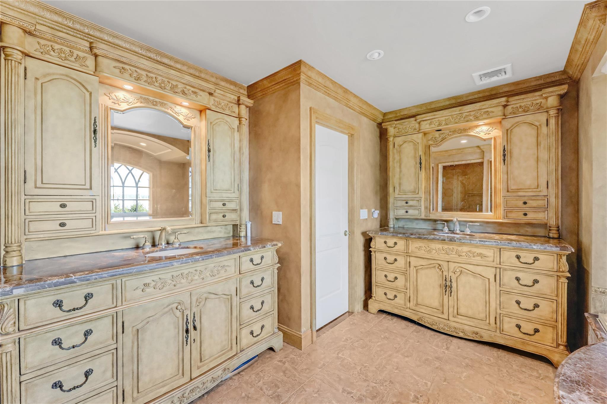 Single Family Dogwood  Suffolk County, NY 11940, MLS-818150-28