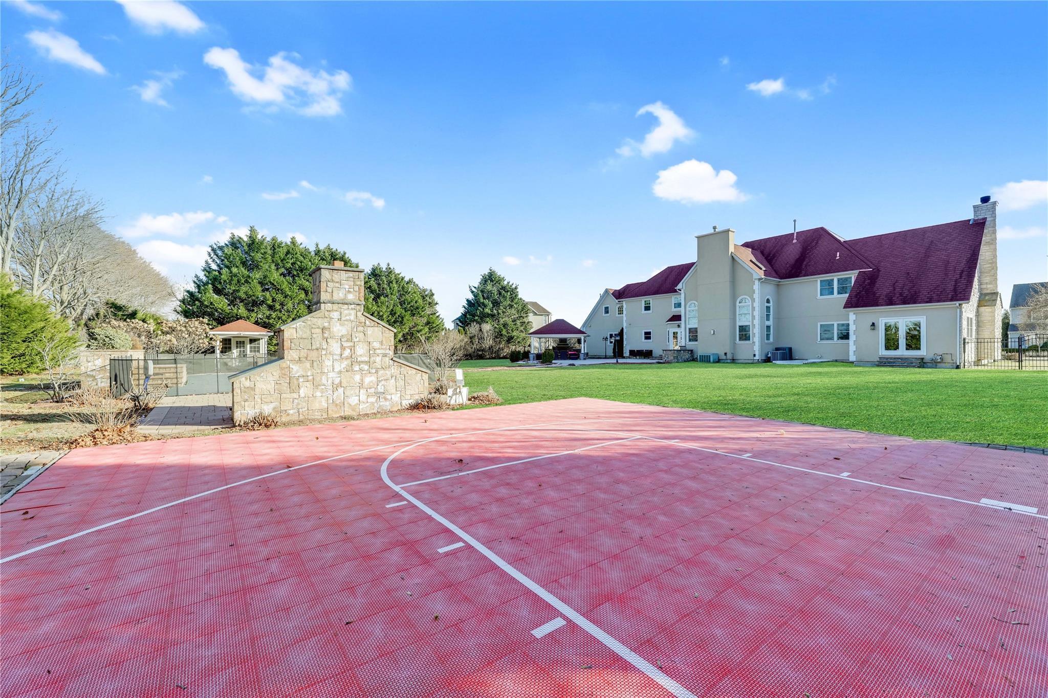Single Family Dogwood  Suffolk County, NY 11940, MLS-818150-47
