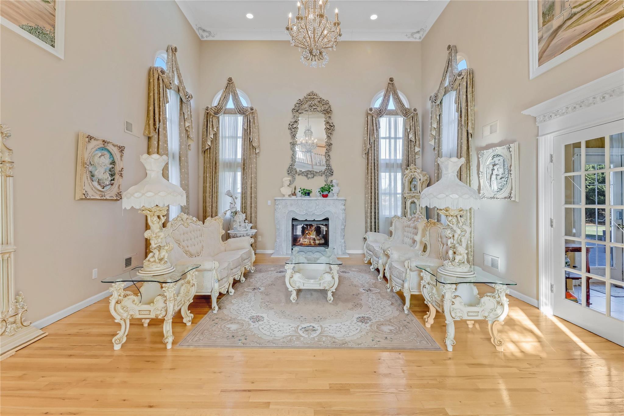 Single Family Dogwood  Suffolk County, NY 11940, MLS-818150-6