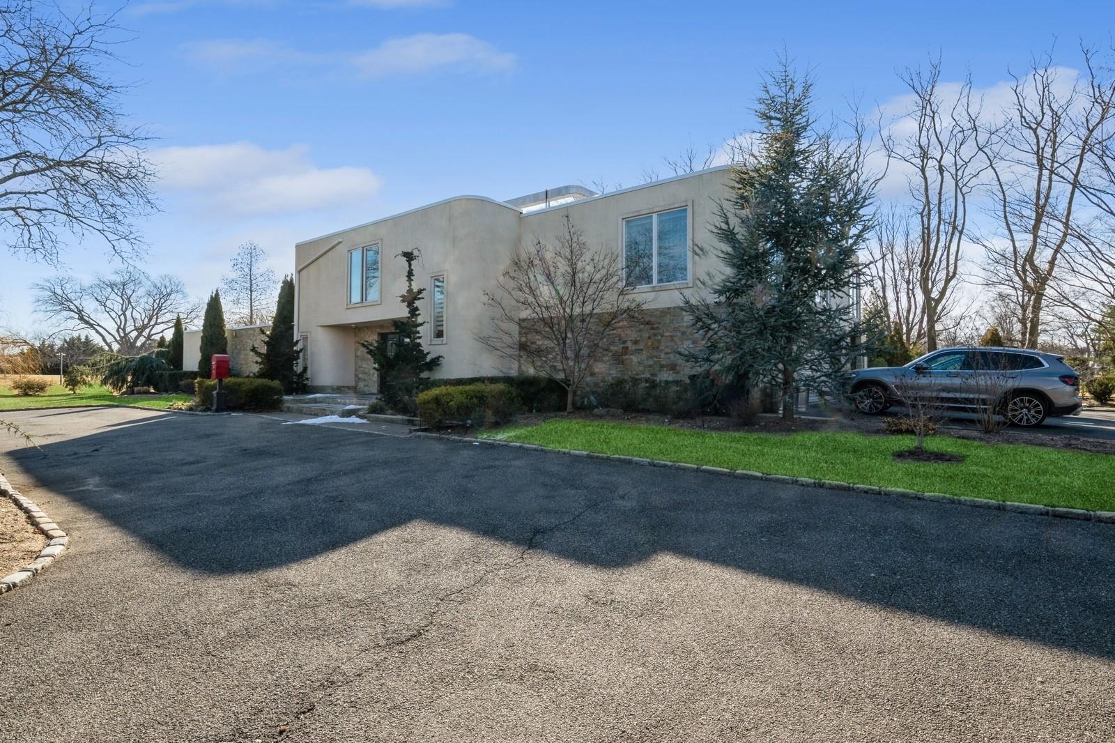 Single Family Macy  Nassau County, NY 11557, MLS-818159-2