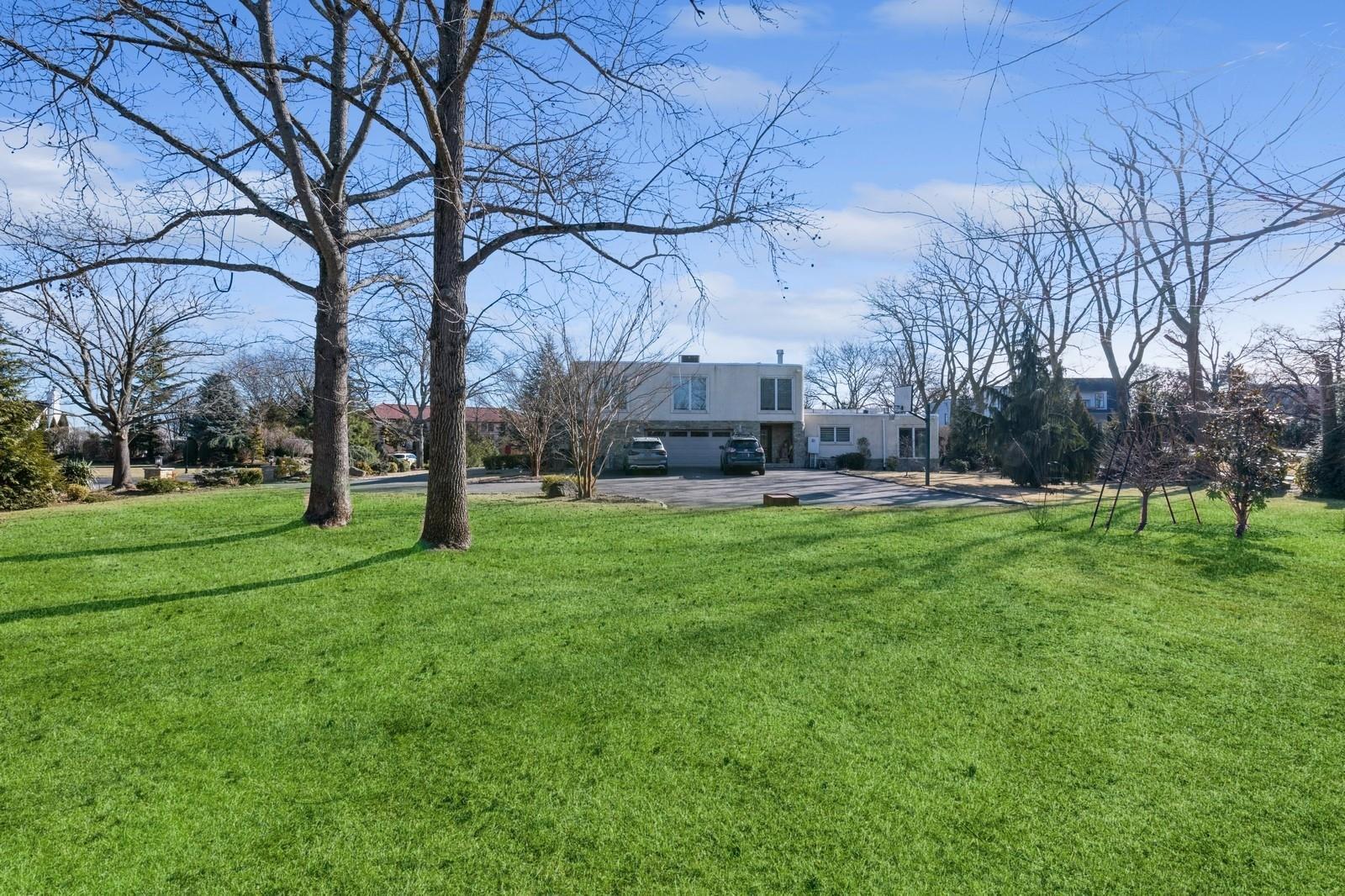 Single Family Macy  Nassau County, NY 11557, MLS-818159-6