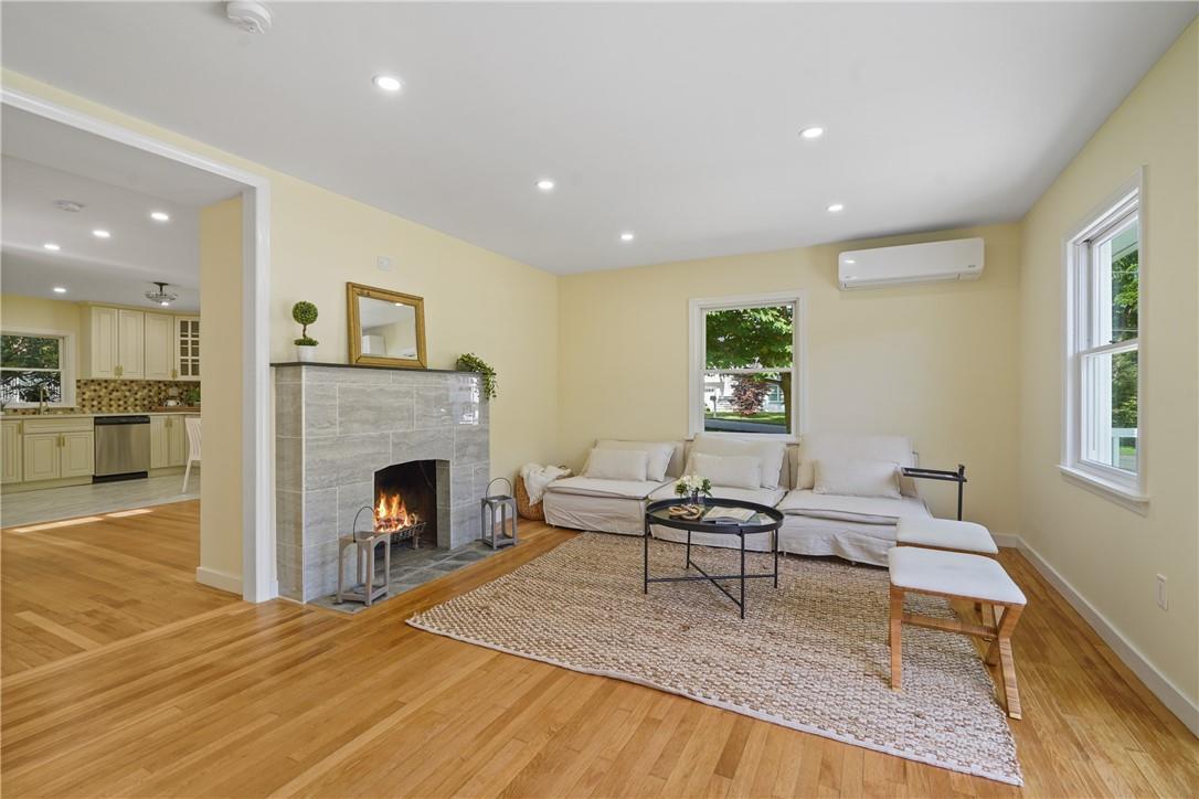 Single Family Red Oak  Westchester County, NY 10549, MLS-818254-12
