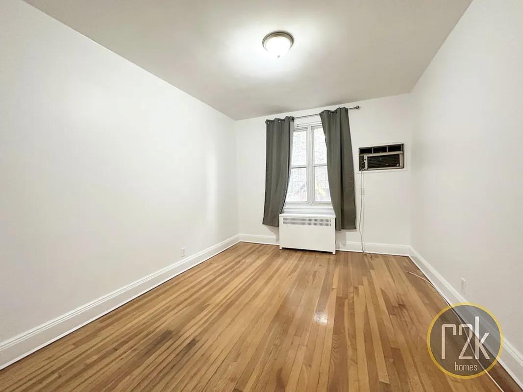 Single Family Wetherole  Queens, NY 11374, MLS-818274-12