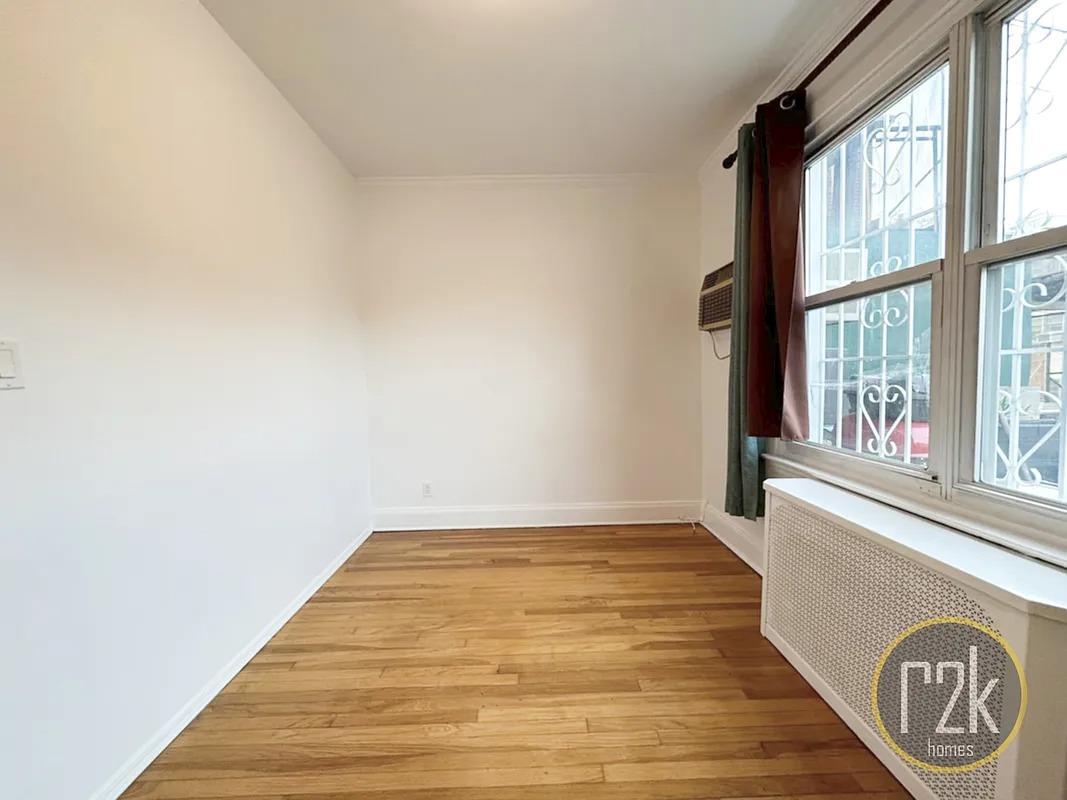 Single Family Wetherole  Queens, NY 11374, MLS-818274-23