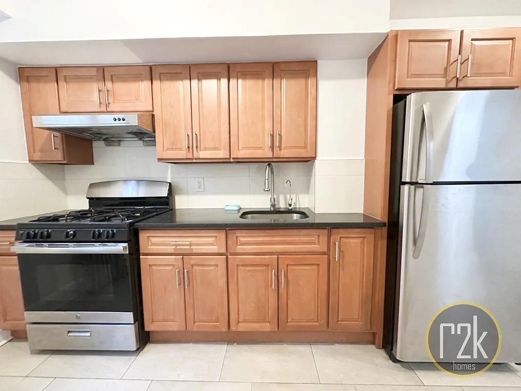 Single Family Wetherole  Queens, NY 11374, MLS-818274-27