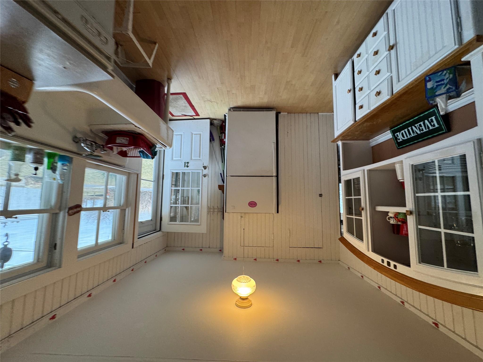 Apartment Walk  Suffolk County, NY 11901, MLS-818305-12