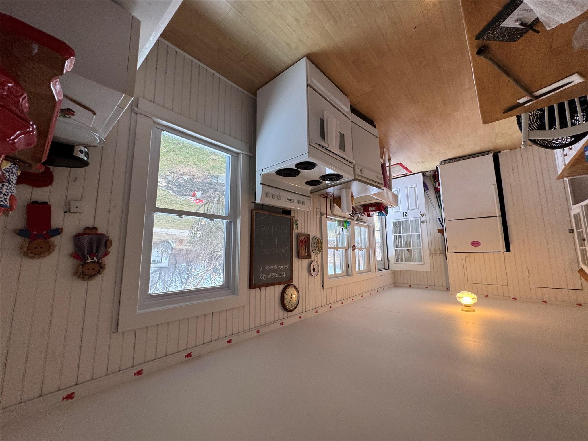 Apartment Walk  Suffolk County, NY 11901, MLS-818305-13