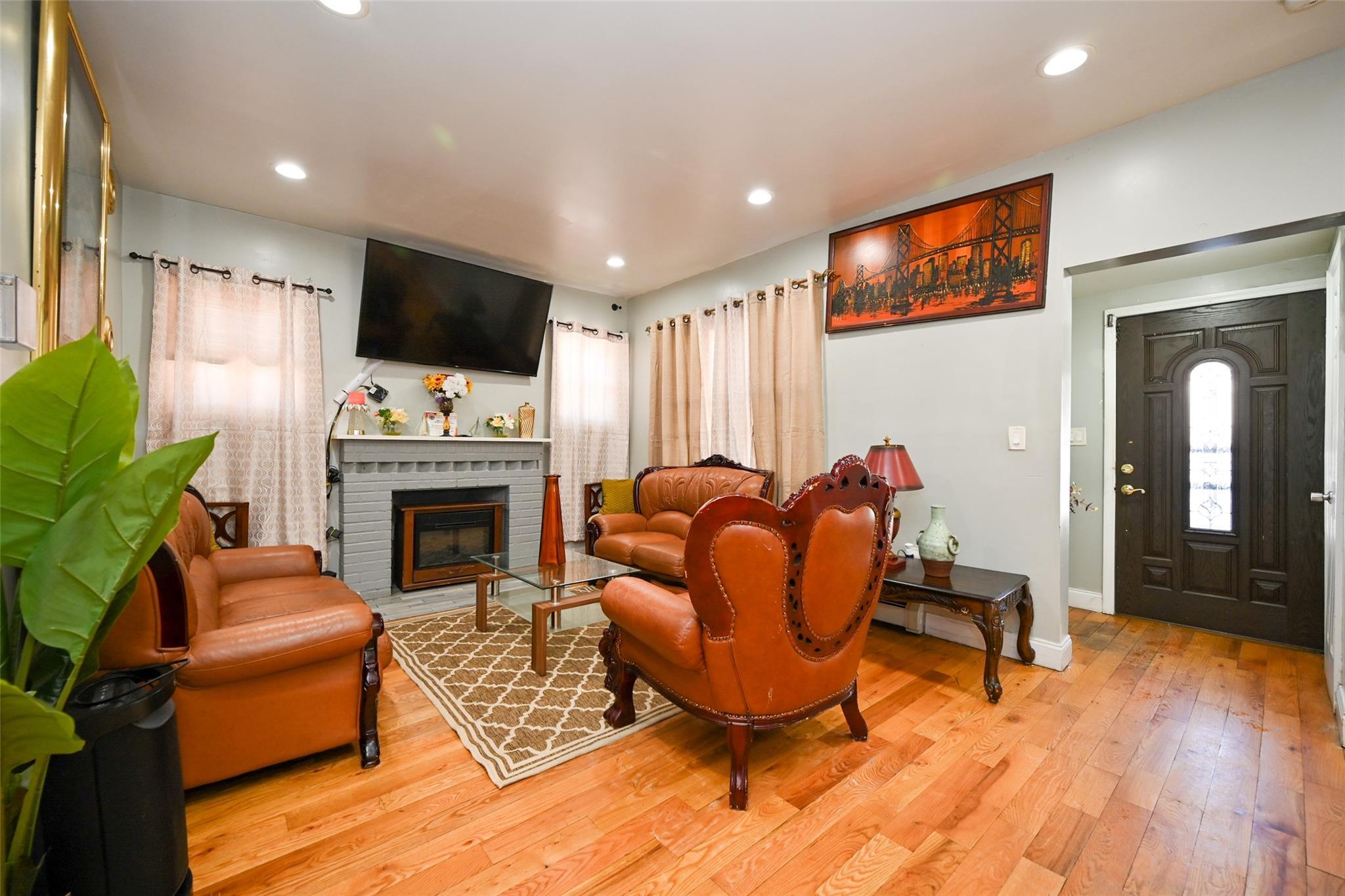 Single Family 115  Queens, NY 11412, MLS-818327-13
