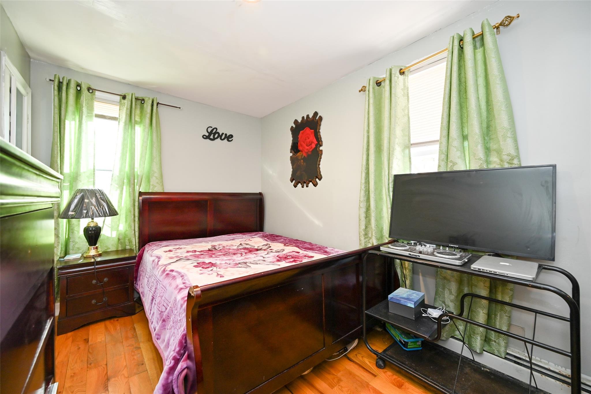 Single Family 115  Queens, NY 11412, MLS-818327-15