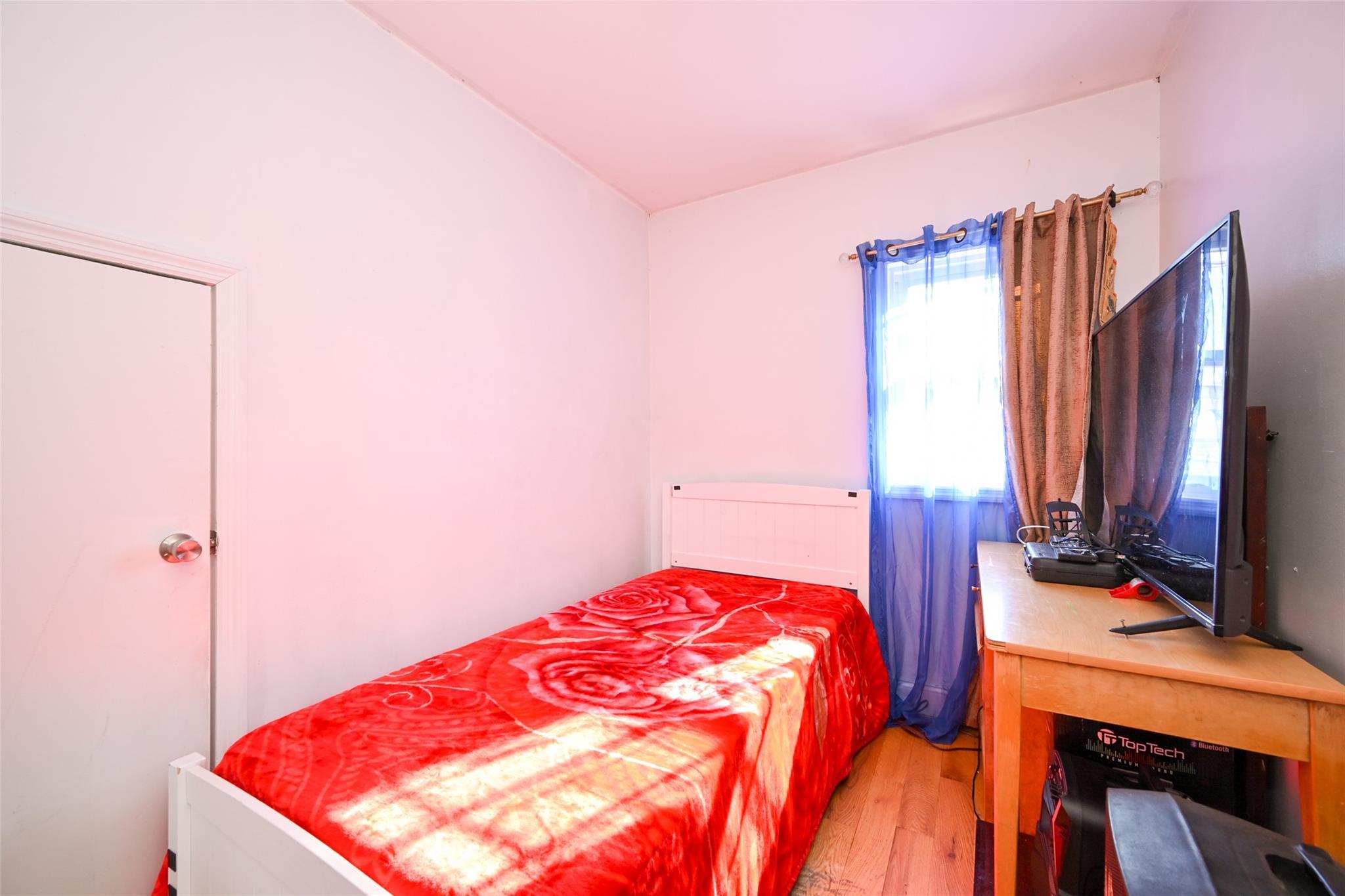 Single Family 115  Queens, NY 11412, MLS-818327-20