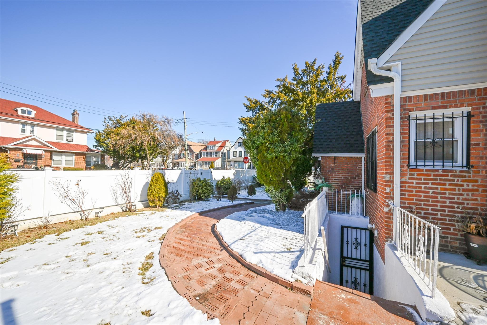 Single Family 115  Queens, NY 11412, MLS-818327-4