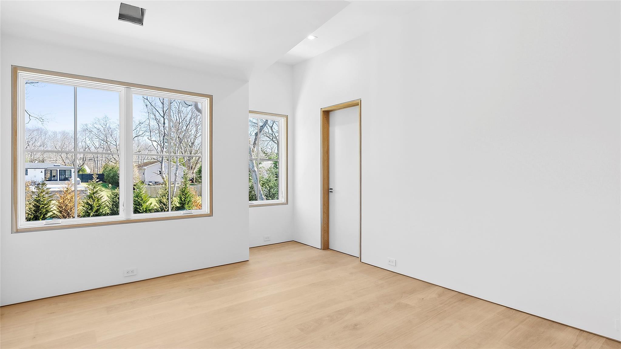 Single Family Lane  Suffolk County, NY 11932, MLS-818431-27
