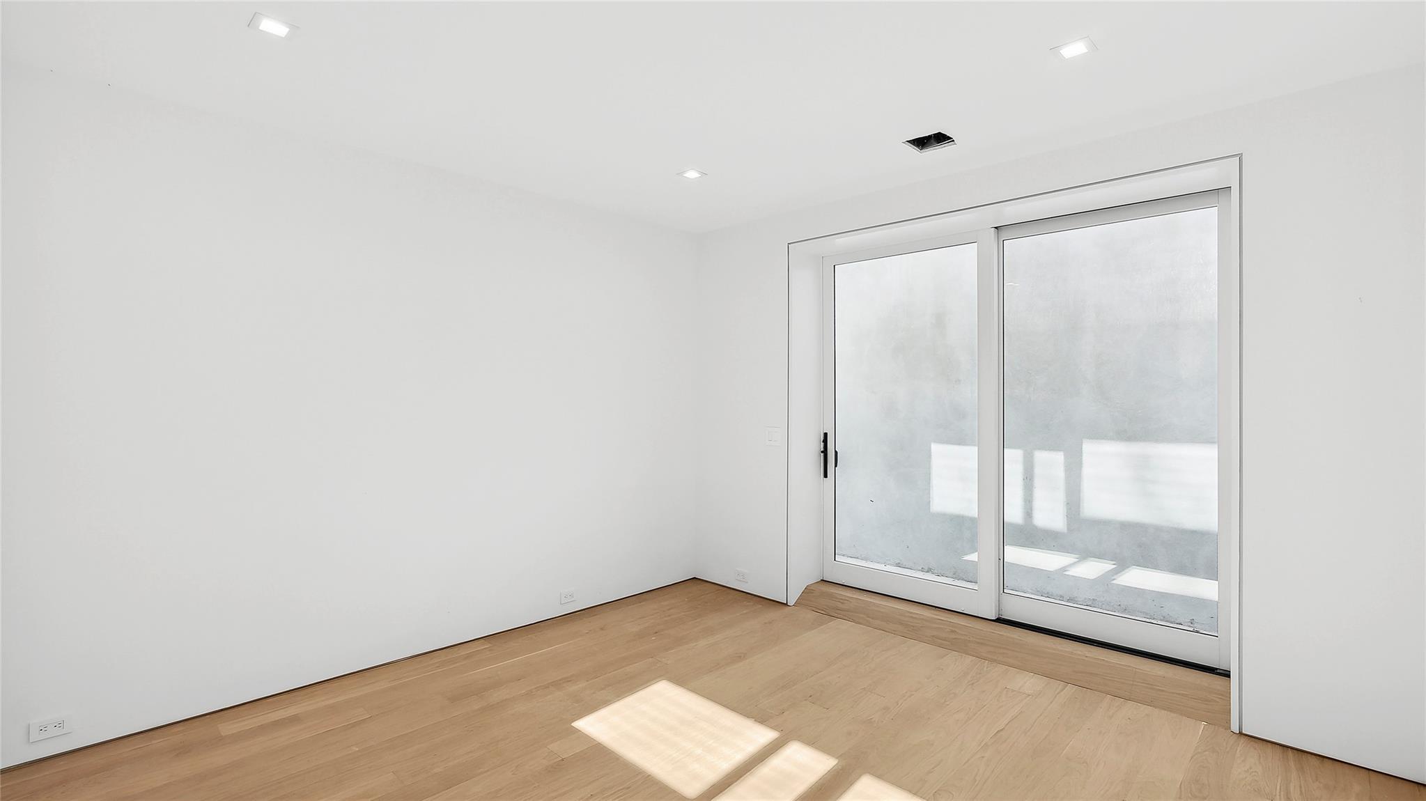 Single Family Lane  Suffolk County, NY 11932, MLS-818431-29