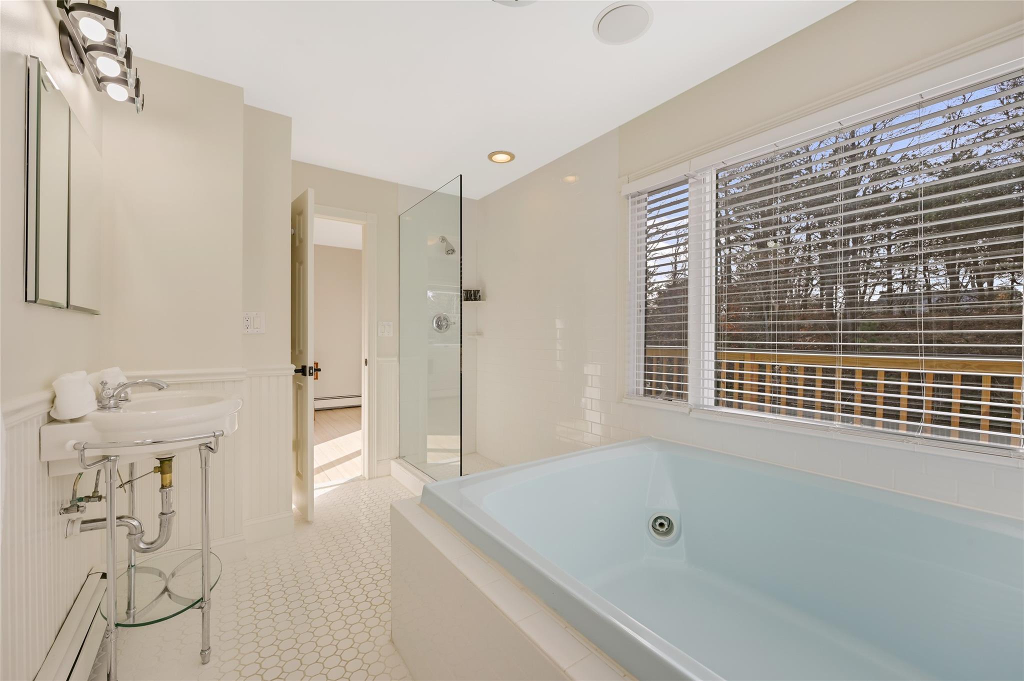 Single Family Charla  Suffolk County, NY 11968, MLS-818497-15