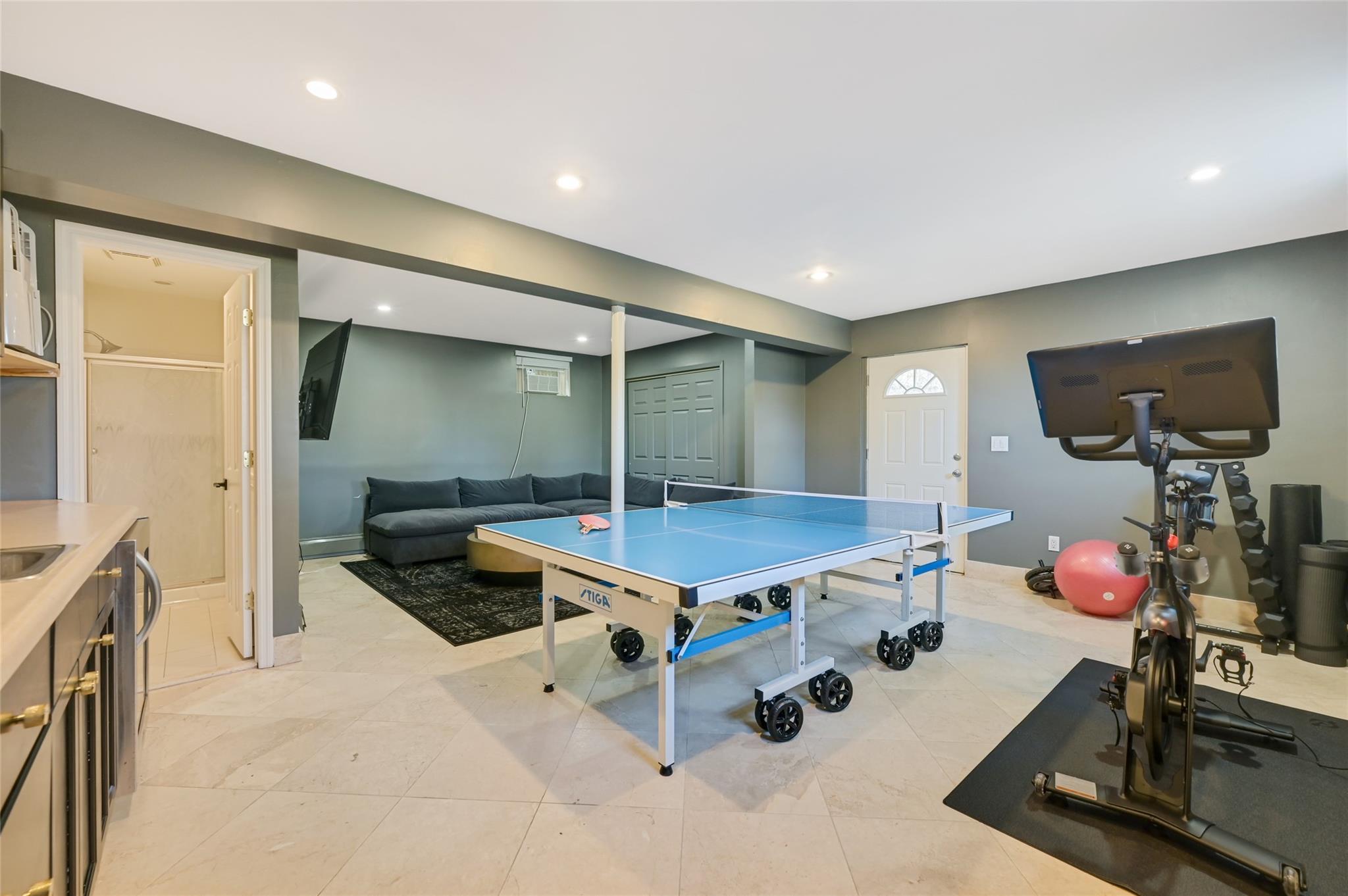 Single Family Charla  Suffolk County, NY 11968, MLS-818497-27