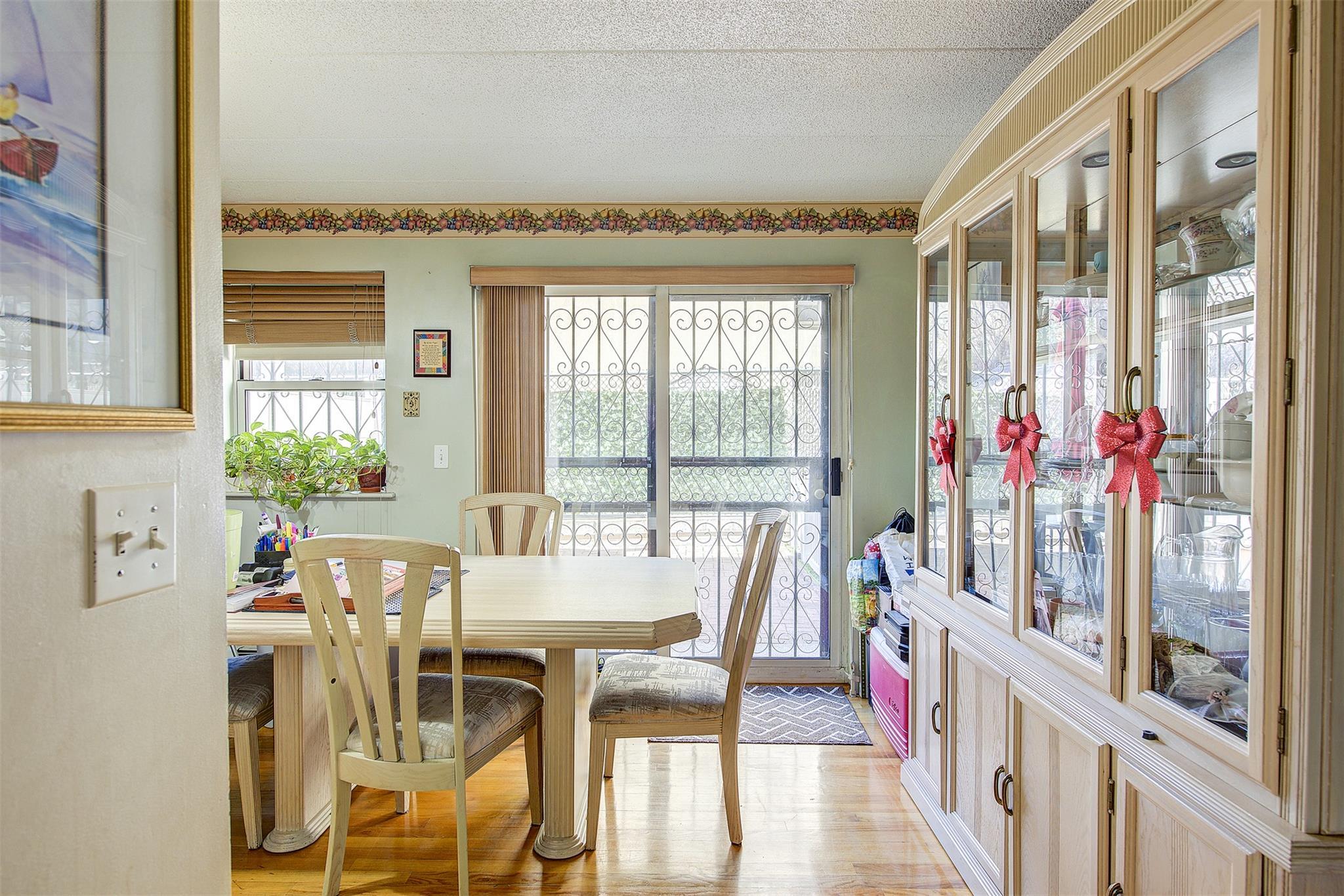 Condo Frederick Douglass  Manhattan, NY 10030, MLS-818571-11