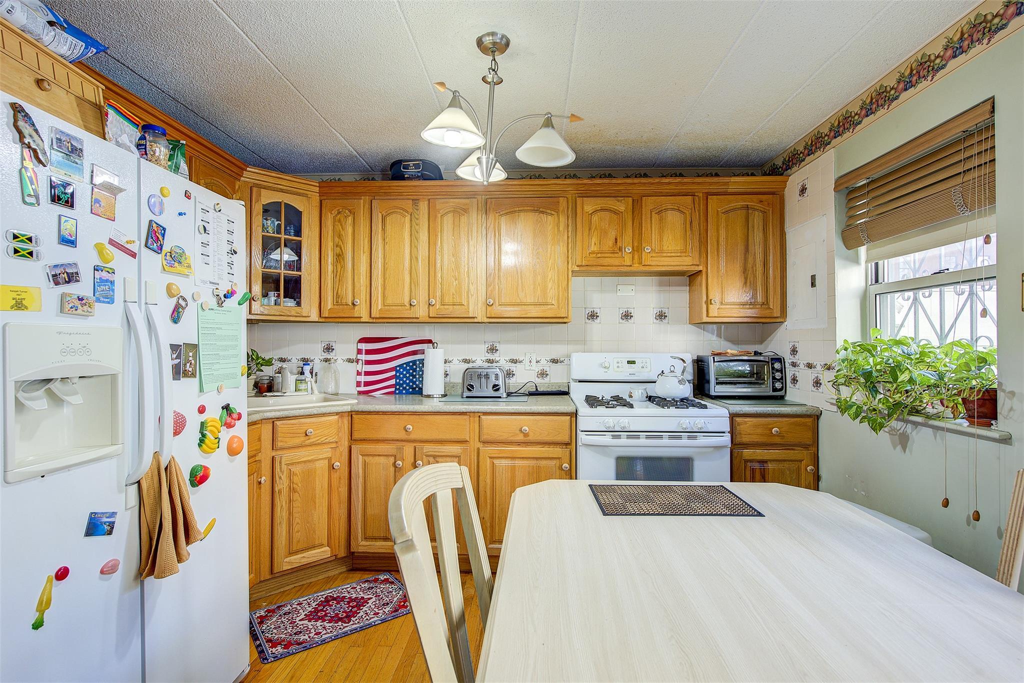 Condo Frederick Douglass  Manhattan, NY 10030, MLS-818571-12