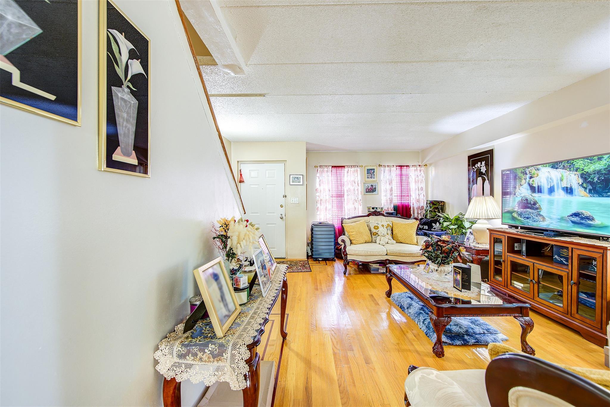 Condo Frederick Douglass  Manhattan, NY 10030, MLS-818571-8