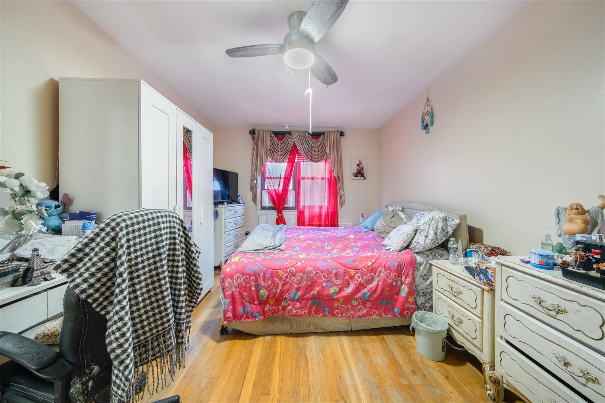 Single Family 69  Queens, NY 11379, MLS-818572-17